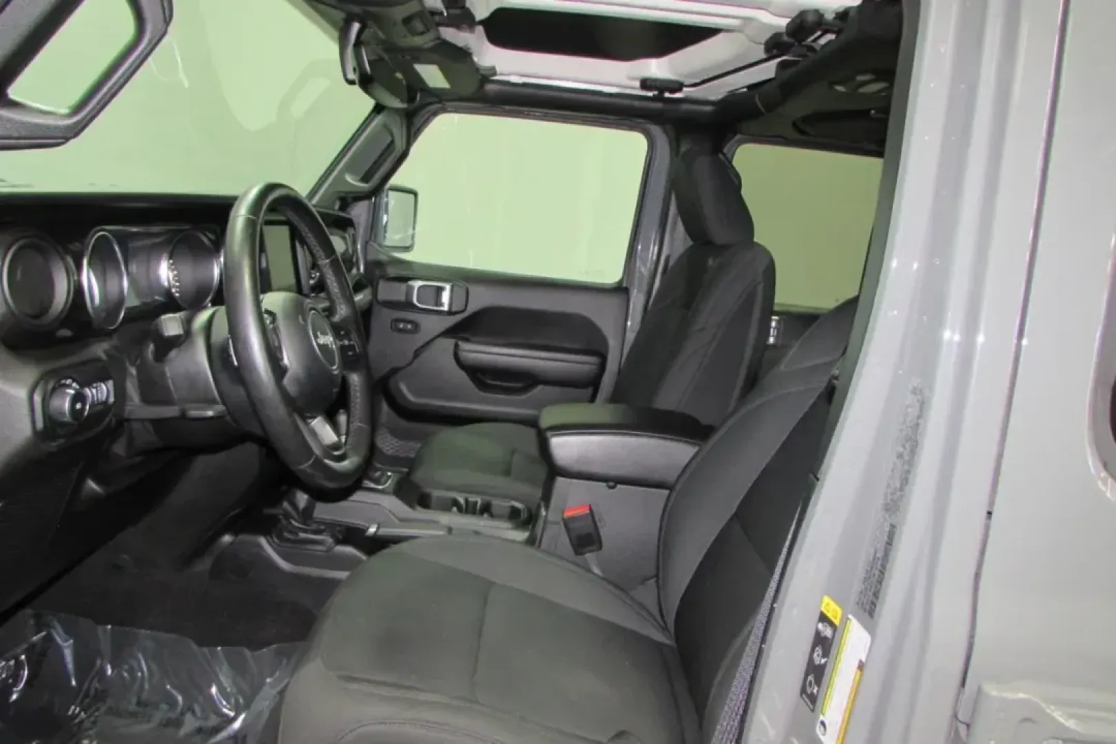 2021 /Cloth Jeep Wrangler Unlimited Sport Altitude (1C4HJXDG8MW) with an Other engine, located at 12830 Highway 21, De Soto, MO, 63020, (636) 337-7777, 38.153099, -90.573624 - USED 2021 Jeep Wrangler Unlimited Sport Altitude from Pettus Chrysler Dodge Jeep Ram De Soto, De Soto MO. - Photo#12