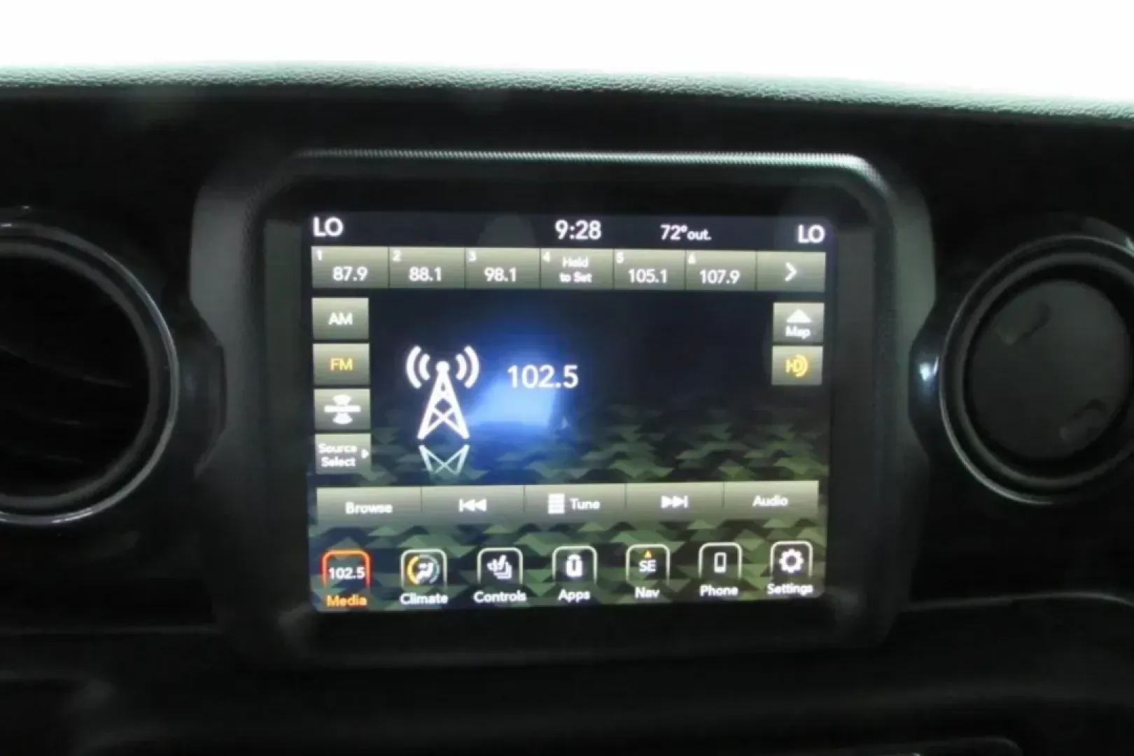 2021 /Cloth Jeep Wrangler Unlimited Sport Altitude (1C4HJXDG8MW) with an Other engine, located at 12830 Highway 21, De Soto, MO, 63020, (636) 337-7777, 38.153099, -90.573624 - USED 2021 Jeep Wrangler Unlimited Sport Altitude from Pettus Chrysler Dodge Jeep Ram De Soto, De Soto MO. - Photo#20