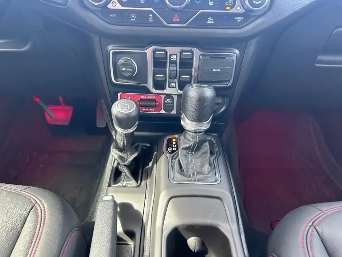 2024 /Black Leather Jeep Wrangler Willys (1C4PJXDN7RW) with an 2.0L engine, located at 970 Woodlawn Dr., Farmington, MO, 63640, (573) 431-7800, 37.825642, -90.468674 - **Adventure Awaits: Experience the 2024 Jeep Wrangler Willys at Pettus CDJR Farmington!** <br /> <br /> If you're on the hunt for your next adventure vehicle that combines rugged capability with everyday comfort, look no further than the 2024 Jeep Wrangler Willys. Perfect for weekend getaways or dai - Photo#15
