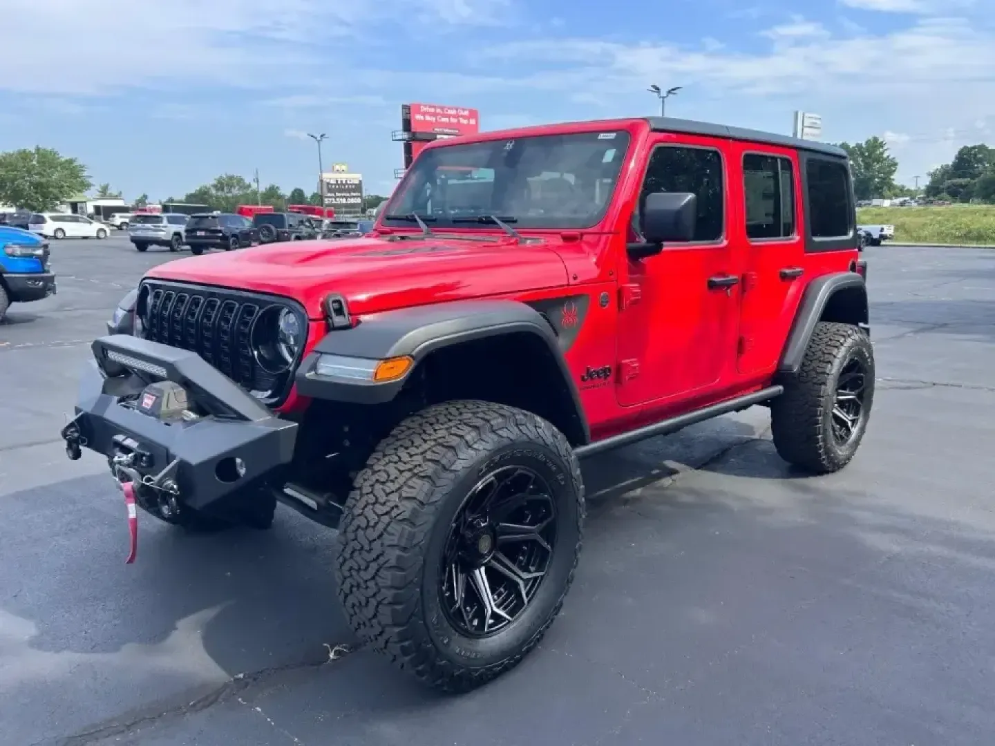2024 /Black Leather Jeep Wrangler Willys (1C4PJXDN7RW) with an 2.0L engine, 6M transmission, located at 970 Woodlawn Dr., Farmington, MO, 63640, (573) 431-7800, 37.825642, -90.468674 - **Adventure Awaits: Experience the 2024 Jeep Wrangler Willys at Pettus CDJR Farmington!** <br /> <br /> If you're on the hunt for your next adventure vehicle that combines rugged capability with everyday comfort, look no further than the 2024 Jeep Wrangler Willys. Perfect for weekend getaways or dai - Photo#7