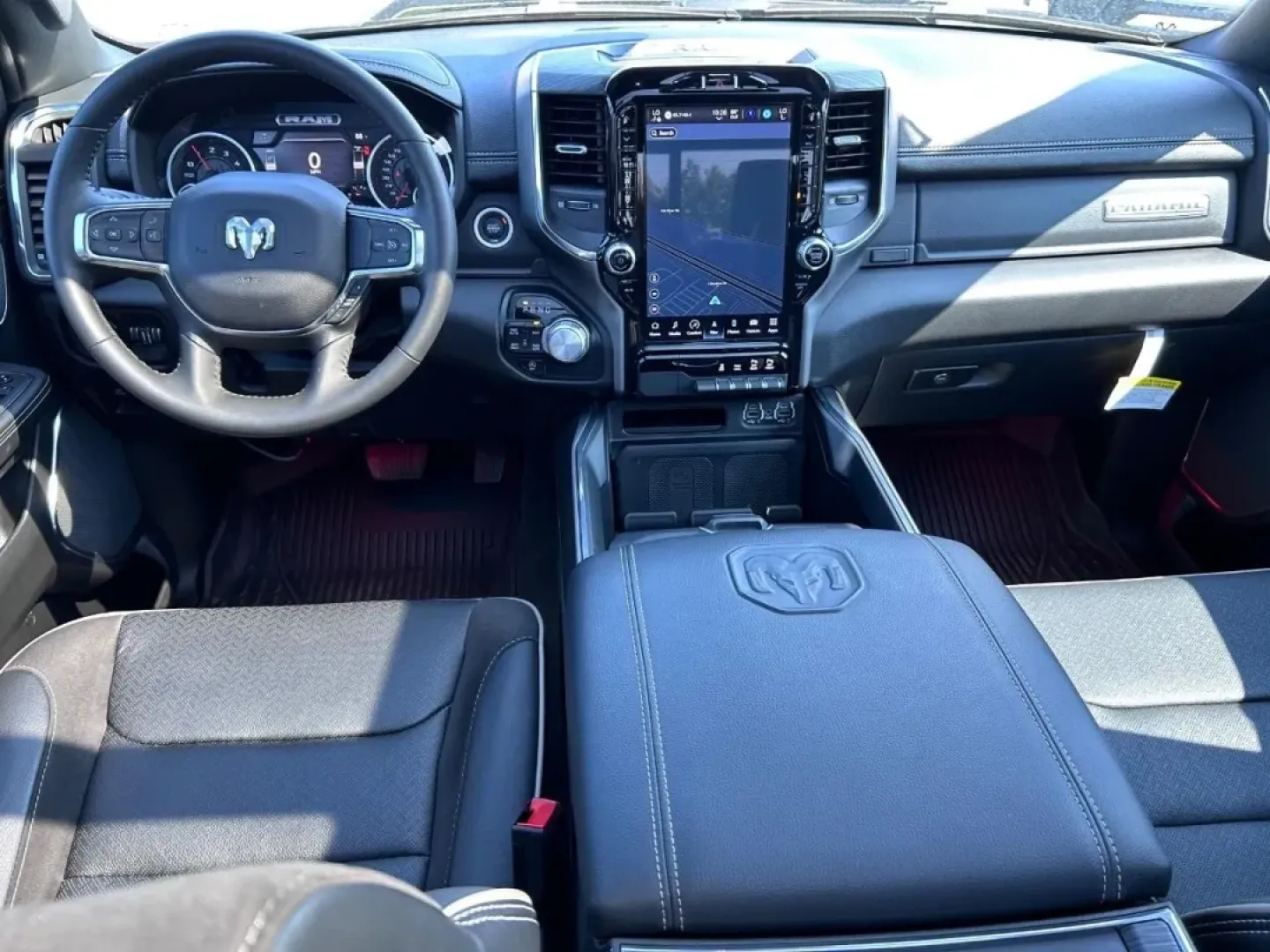 2024 /Black Cloth Ram 1500 Laramie (1C6SRFJT9RN) with an 5.7L engine, located at 970 Woodlawn Dr., Farmington, MO, 63640, (573) 431-7800, 37.825642, -90.468674 - Are you searching for the perfect truck that combines rugged capability with refined comfort? Look no further than this stunning 2024 Ram 1500 Laramie, now available at Pettus CDJR Farmington! This exceptional pickup is ideal for weekend adventures, daily commutes, or tackling any job you throw at i - Photo#10