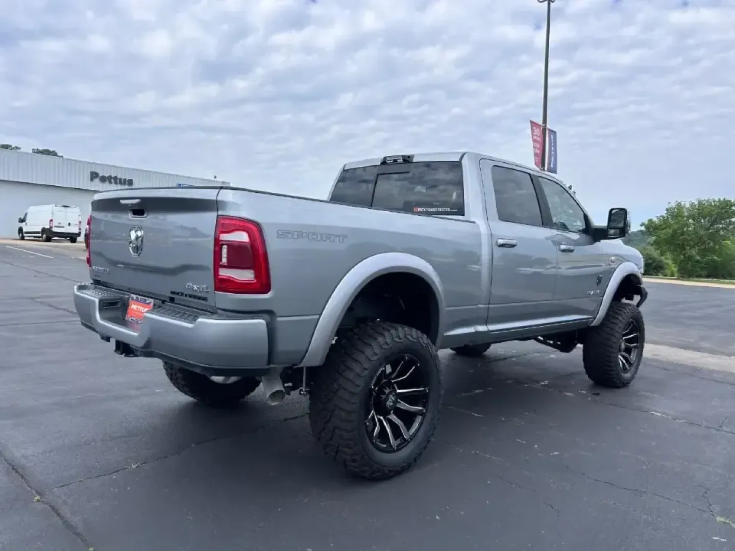 2024 /Black Leather Ram 2500 Laramie (3C6UR5FL2RG) with an Straight 6 Turbocharged Diesel engine, 6A transmission, located at 970 Woodlawn Dr., Farmington, MO, 63640, (573) 431-7800, 37.825642, -90.468674 - **Discover Your Next Adventure with the 2024 Ram 2500 Laramie at Pettus CDJR Farmington!**<br /> <br /> Are you ready to elevate your daily drives or weekend getaways? The 2024 Ram 2500 Laramie is not just a truck; it's your new partner for adventure. Whether you're tackling rugged terrains, hauling - Photo#2