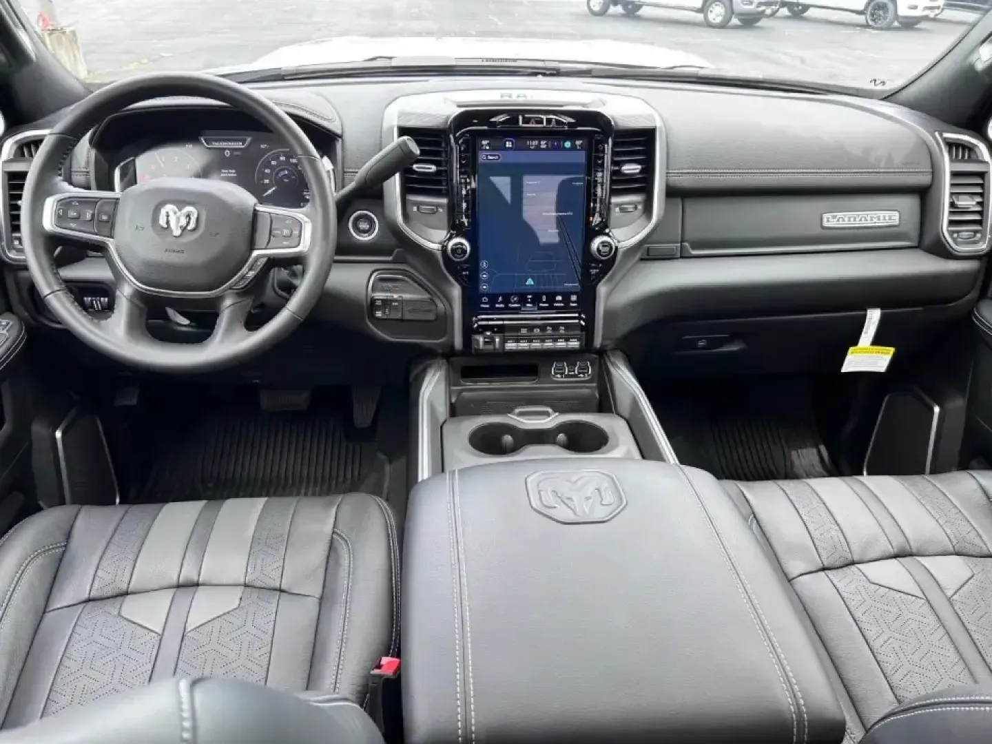 2024 /Black Leather Ram 2500 Laramie (3C6UR5FL2RG) with an Straight 6 Turbocharged Diesel engine, 6A transmission, located at 970 Woodlawn Dr., Farmington, MO, 63640, (573) 431-7800, 37.825642, -90.468674 - **Discover Your Next Adventure with the 2024 Ram 2500 Laramie at Pettus CDJR Farmington!**<br /> <br /> Are you ready to elevate your daily drives or weekend getaways? The 2024 Ram 2500 Laramie is not just a truck; it's your new partner for adventure. Whether you're tackling rugged terrains, hauling - Photo#10