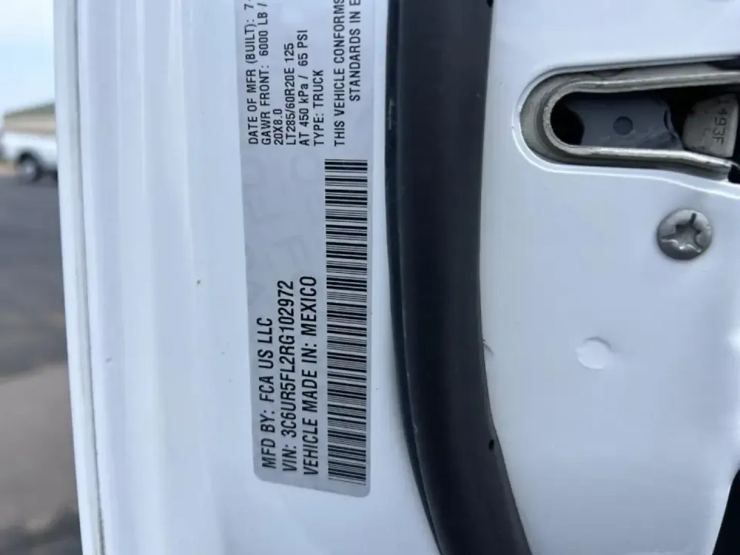 2024 /Black Leather Ram 2500 Laramie (3C6UR5FL2RG) with an Straight 6 Turbocharged Diesel engine, 6A transmission, located at 970 Woodlawn Dr., Farmington, MO, 63640, (573) 431-7800, 37.825642, -90.468674 - **Unleash Your Adventurous Spirit with the 2024 Ram 2500 Laramie at Pettus CDJR Farmington!**<br /> <br /> Ready to take your journey to new heights? Discover the perfect blend of rugged capability and luxurious comfort with the 2024 Ram 2500 Laramie. Ideal for weekend adventures, family road trips, - Photo#24