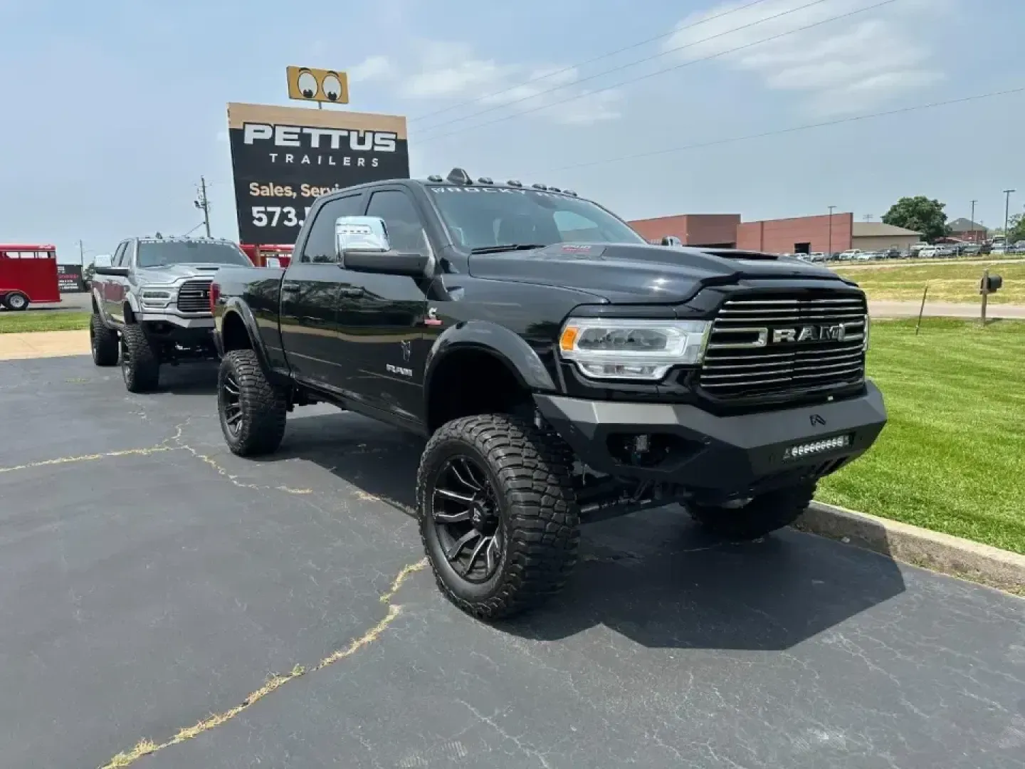 2024 /Black Leather Ram 2500 Laramie (3C6UR5FL3RG) with an Straight 6 Turbocharged Diesel engine, 6A transmission, located at 970 Woodlawn Dr., Farmington, MO, 63640, (573) 431-7800, 37.825642, -90.468674 - **Elevate Your Adventures in the 2024 Ram 2500 Laramie - Perfect for Work and Play!**<br /> <br /> Are you in search of a dependable truck that can effortlessly handle both work duties and weekend escapades? Look no further than the stunning 2024 Ram 2500 Laramie, available now at Pettus CDJR Farmin - Photo#0