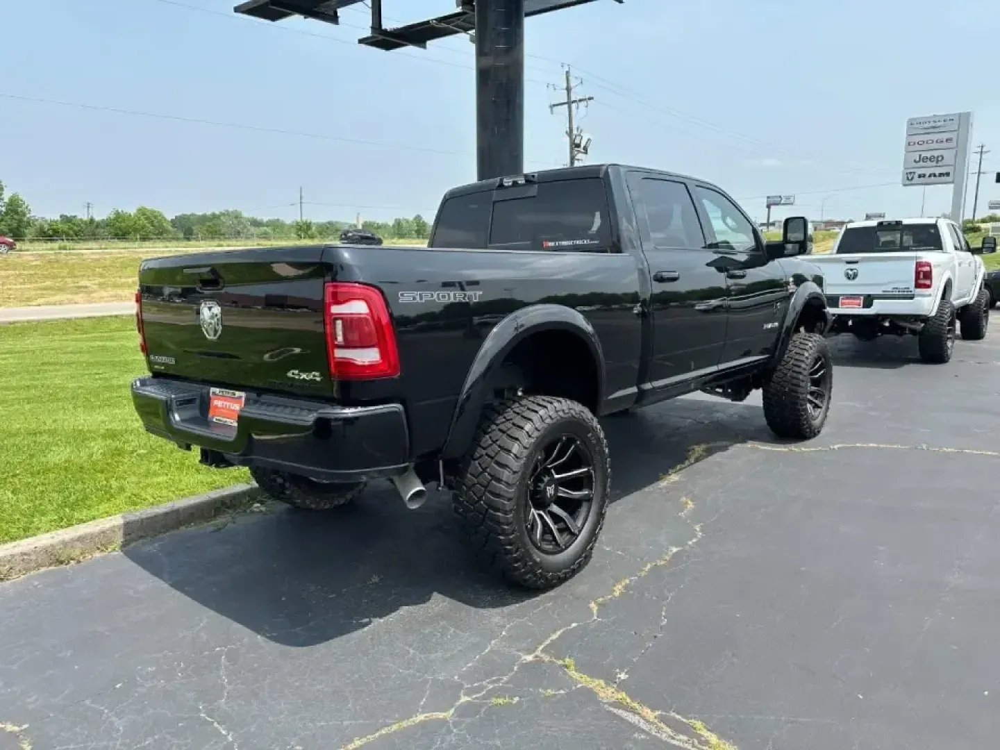 2024 /Black Leather Ram 2500 Laramie (3C6UR5FL3RG) with an Straight 6 Turbocharged Diesel engine, 6A transmission, located at 970 Woodlawn Dr., Farmington, MO, 63640, (573) 431-7800, 37.825642, -90.468674 - **Elevate Your Adventures in the 2024 Ram 2500 Laramie - Perfect for Work and Play!**<br /> <br /> Are you in search of a dependable truck that can effortlessly handle both work duties and weekend escapades? Look no further than the stunning 2024 Ram 2500 Laramie, available now at Pettus CDJR Farmin - Photo#3