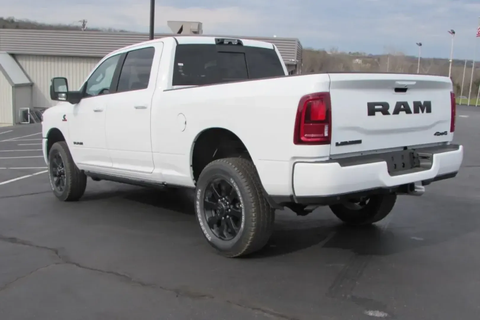 2025 Ram 2500 Laramie (3C63R5FL4SG) with an Other engine, located at 12830 Highway 21, De Soto, MO, 63020, (636) 337-7777, 38.153099, -90.573624 - Are you ready to elevate your adventures and tackle any challenge that comes your way? Whether you're hauling heavy loads, navigating rugged terrain, or simply enjoying a leisurely cruise through the gorgeous Missouri countryside, the 2025 Ram 2500 Laramie is the perfect pickup truck for you. This r - Photo#6