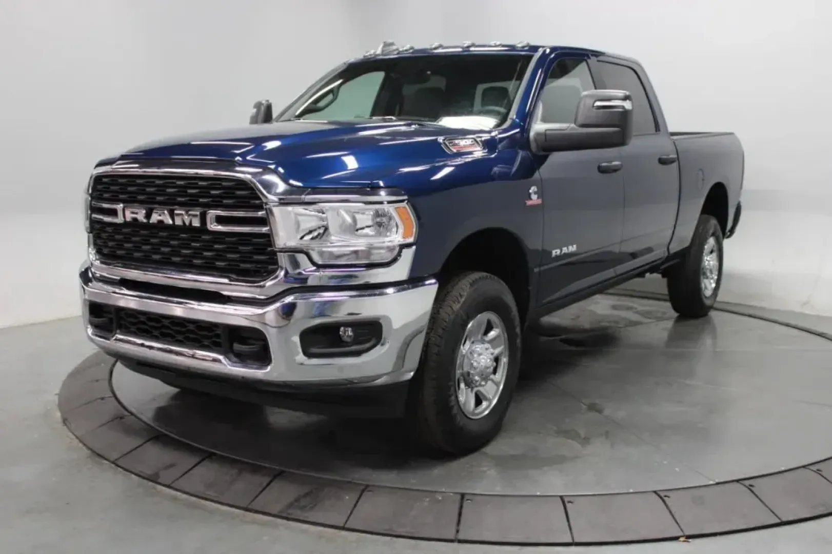 2024 Ram 2500 Big Horn (3C6UR5DL5RG) with an Other engine, located at 12830 Highway 21, De Soto, MO, 63020, (636) 337-7777, 38.153099, -90.573624 - Are you ready to elevate your adventures with a truck that combines power, style, and reliability? Look no further than this stunning 2024 Ram 2500 Big Horn, perfect for both work and play! Whether you're hauling equipment for a weekend project or taking the family on a scenic road trip, this vehicl - Photo#3