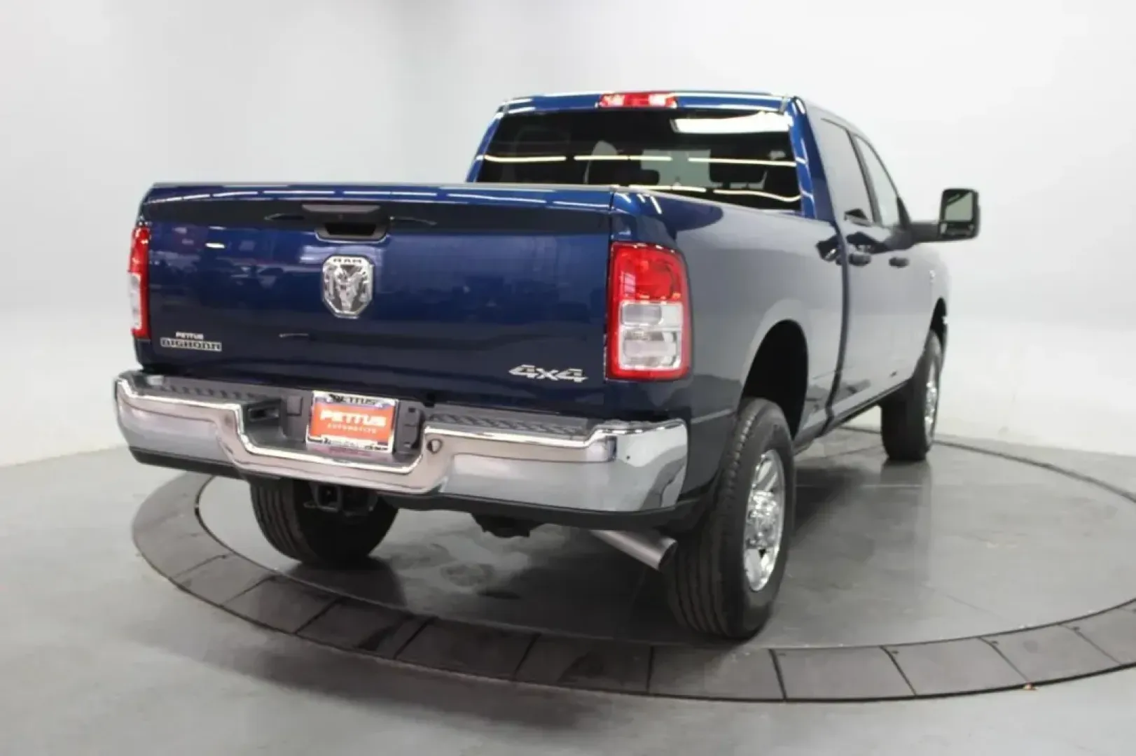 2024 Ram 2500 Big Horn (3C6UR5DL5RG) with an Other engine, located at 12830 Highway 21, De Soto, MO, 63020, (636) 337-7777, 38.153099, -90.573624 - Are you ready to elevate your adventures with a truck that combines power, style, and reliability? Look no further than this stunning 2024 Ram 2500 Big Horn, perfect for both work and play! Whether you're hauling equipment for a weekend project or taking the family on a scenic road trip, this vehicl - Photo#8