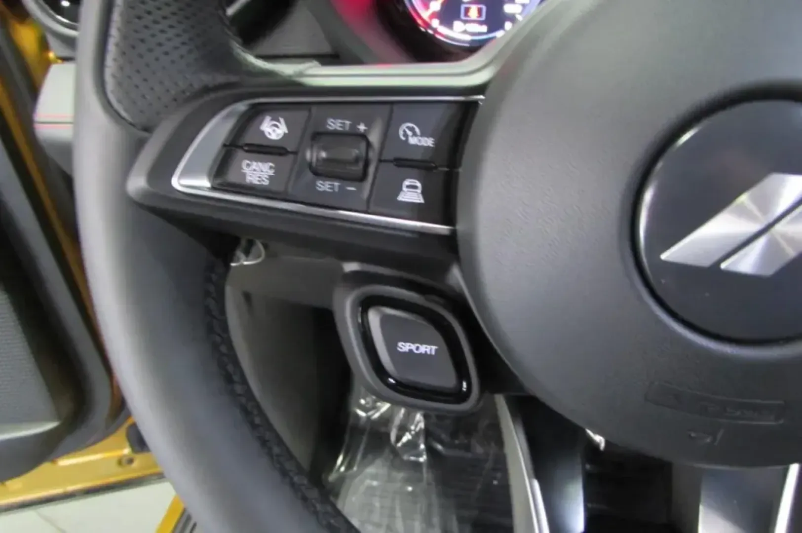 2024 Dodge Hornet (ZACNDFAN7R3) with an 2.0L I4 DOHC DI Turbo engine, Automatic transmission, located at 12830 Highway 21, De Soto, MO, 63020, (636) 337-7777, 38.153099, -90.573624 - Are you ready to elevate your family's adventures? The 2024 Dodge Hornet GT is the perfect companion for those who crave style, performance, and versatility-all while juggling busy schedules and family needs. Whether you're navigating daily commutes or embarking on weekend getaways, this SUV is desi - Photo#13