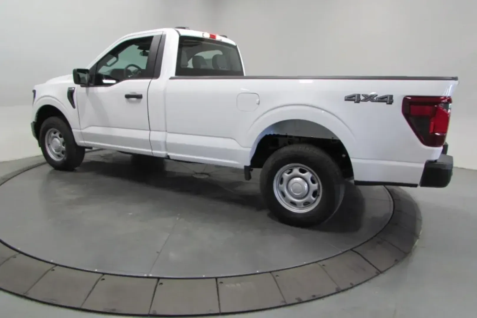 2025 /Black w/Medium Dark Slate Clot Ford F-150 XL (1FTMF1LPXSK) with an 2.7L V6 EcoBoost engine, Automatic transmission, located at 12836 Highway 21, De Soto, MO, 63020, (636) 337-7777, 38.151867, -90.575615 - NEW 2025 Ford F-150 XL from Pettus Ford De Soto, De Soto MO. - Photo#4