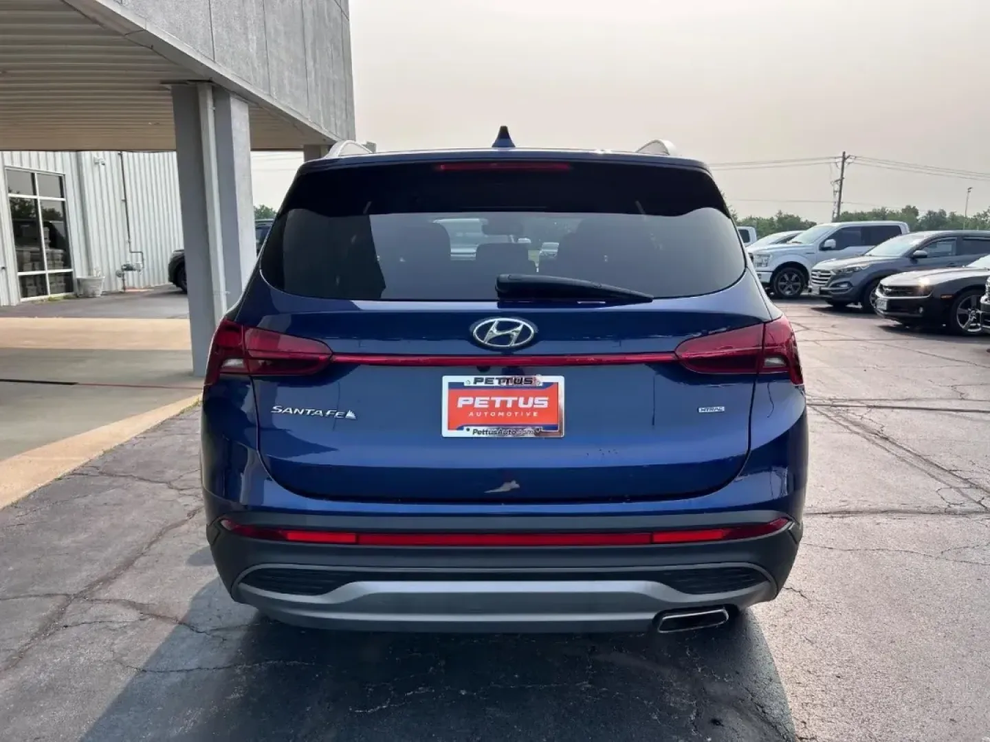 2023 /Gray Cloth Hyundai Santa Fe SEL (5NMS2DAJ2PH) with an 2.5L GDI MPI DOHC 16-Valve I4 engine, Automatic transmission, located at 141 Commercial Dr, Fredericktown, MO, 63645, (573) 783-6432, 37.570087, -90.320648 - **Experience Adventure in Style with the 2023 Hyundai Santa Fe SEL at Pettus Ford Fredericktown!**<br /> <br /> Are you ready to elevate your daily commute or weekend escapades? The 2023 Hyundai Santa Fe SEL is the perfect blend of comfort, style, and versatility, making it an exceptional choice for - Photo#3