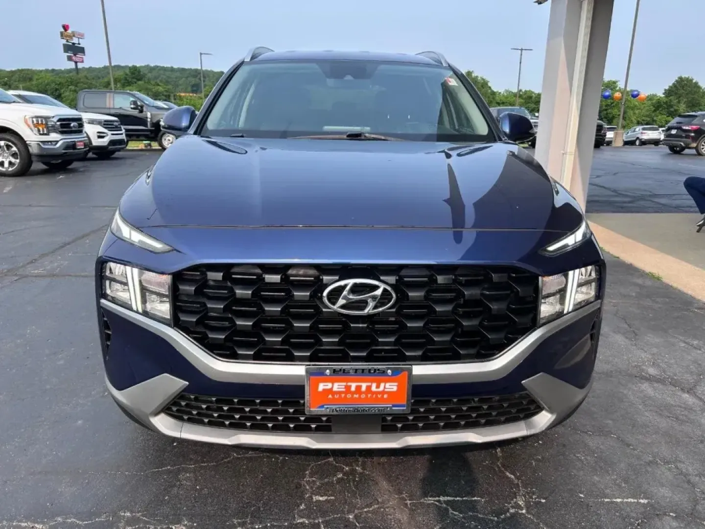 2023 /Gray Cloth Hyundai Santa Fe SEL (5NMS2DAJ2PH) with an 2.5L GDI MPI DOHC 16-Valve I4 engine, Automatic transmission, located at 141 Commercial Dr, Fredericktown, MO, 63645, (573) 783-6432, 37.570087, -90.320648 - **Experience Adventure in Style with the 2023 Hyundai Santa Fe SEL at Pettus Ford Fredericktown!**<br /> <br /> Are you ready to elevate your daily commute or weekend escapades? The 2023 Hyundai Santa Fe SEL is the perfect blend of comfort, style, and versatility, making it an exceptional choice for - Photo#8
