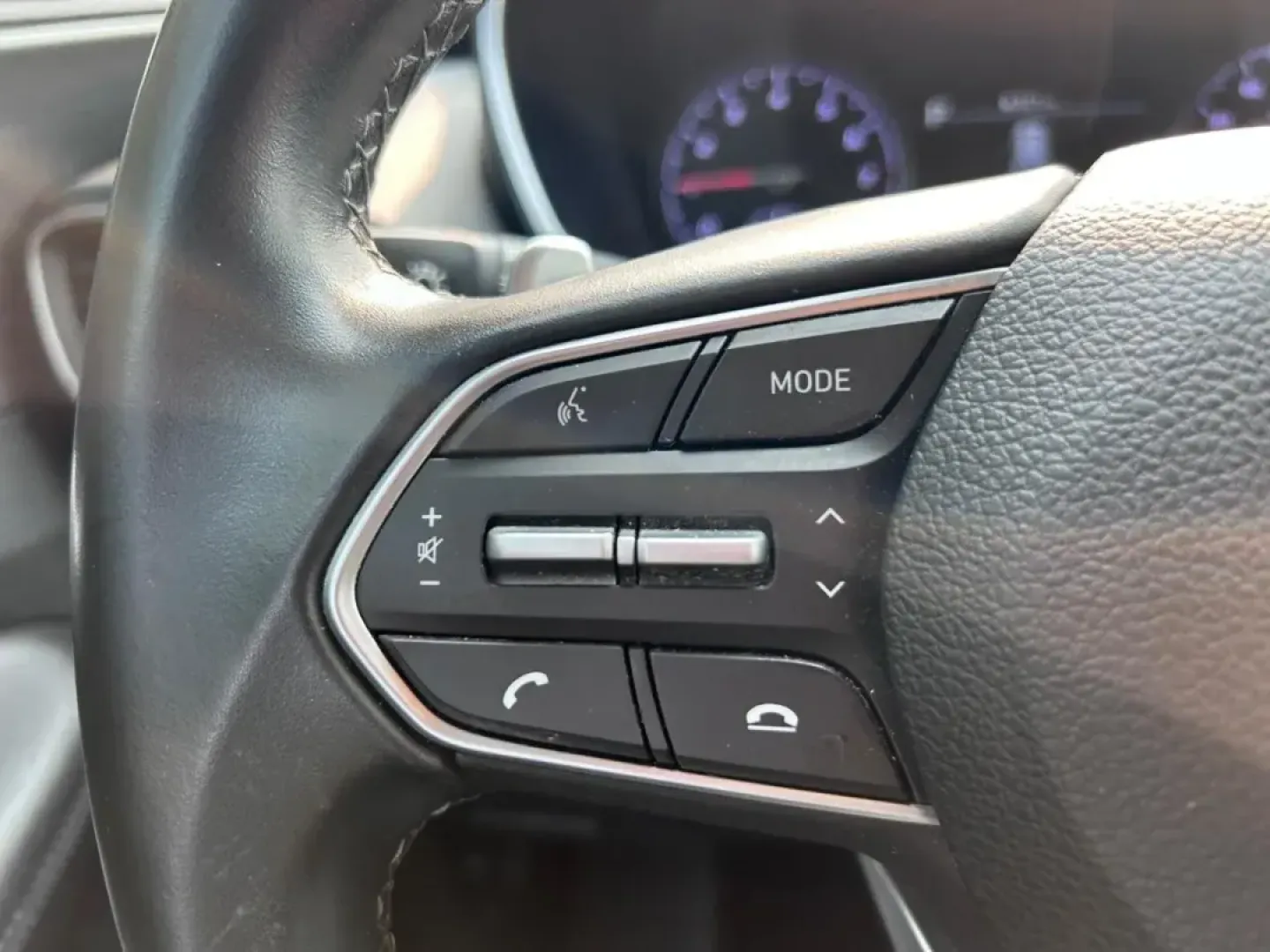 2023 /Gray Cloth Hyundai Santa Fe SEL (5NMS2DAJ2PH) with an 2.5L GDI MPI DOHC 16-Valve I4 engine, Automatic transmission, located at 141 Commercial Dr, Fredericktown, MO, 63645, (573) 783-6432, 37.570087, -90.320648 - **Experience Adventure in Style with the 2023 Hyundai Santa Fe SEL at Pettus Ford Fredericktown!**<br /> <br /> Are you ready to elevate your daily commute or weekend escapades? The 2023 Hyundai Santa Fe SEL is the perfect blend of comfort, style, and versatility, making it an exceptional choice for - Photo#12