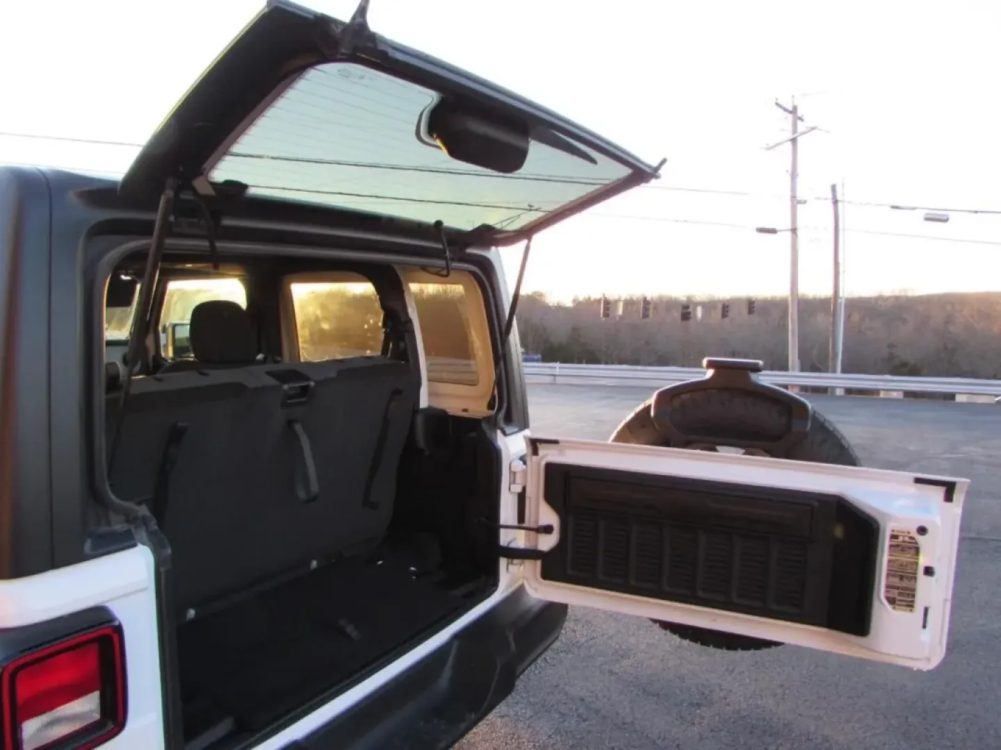 2025 /Black Jeep Wrangler Sport S (1C4PJXAN1SW) with an 2.0L L4 DOHC 16V TURBO engine, 6M transmission, located at 12830 Highway 21, De Soto, MO, 63020, (636) 337-7777, 38.153099, -90.573624 - **Unleash Your Adventurous Spirit with the 2025 Jeep Wrangler Sport S!**<br /> <br /> Are you ready to elevate your outdoor adventures or conquer your daily commute? The 2025 Jeep Wrangler Sport S isn't just an SUV; it's a lifestyle statement that excels in both rugged terrains and urban environment - Photo#23