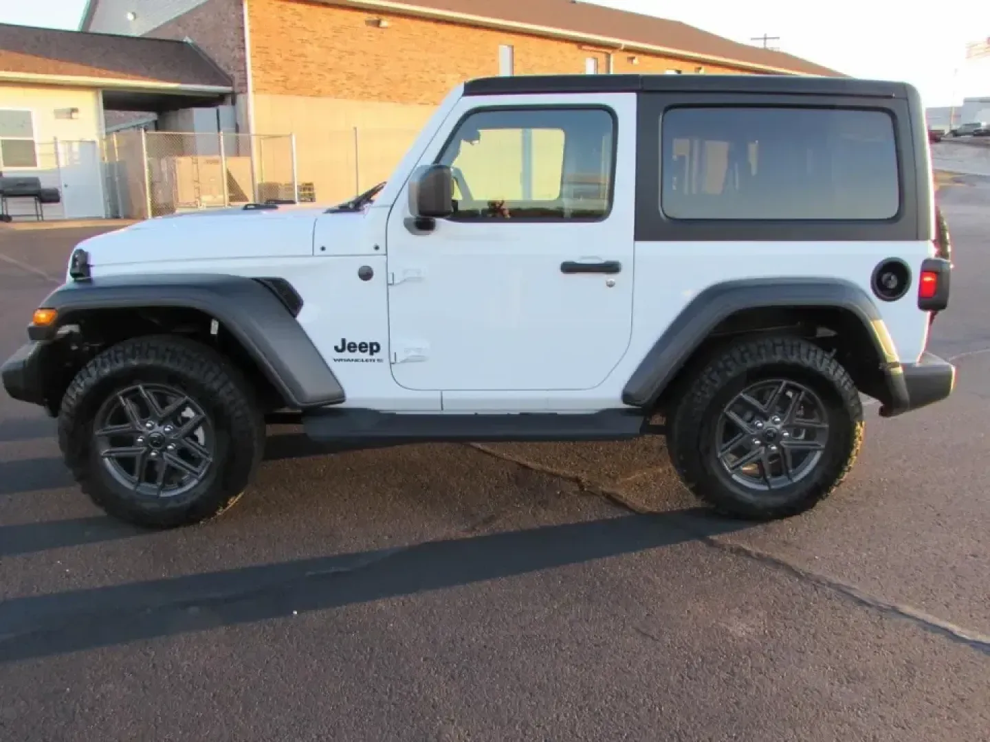2025 /Black Jeep Wrangler Sport S (1C4PJXAN1SW) with an 2.0L L4 DOHC 16V TURBO engine, 6M transmission, located at 12830 Highway 21, De Soto, MO, 63020, (636) 337-7777, 38.153099, -90.573624 - **Unleash Your Adventurous Spirit with the 2025 Jeep Wrangler Sport S!**<br /> <br /> Are you ready to elevate your outdoor adventures or conquer your daily commute? The 2025 Jeep Wrangler Sport S isn't just an SUV; it's a lifestyle statement that excels in both rugged terrains and urban environment - Photo#3