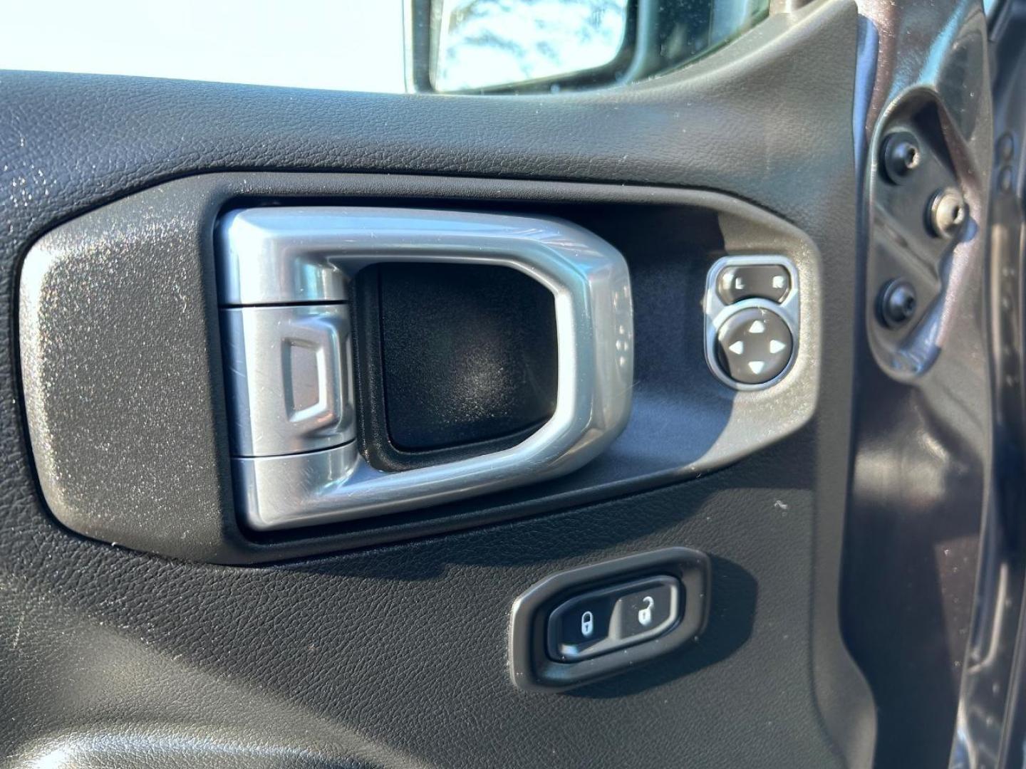 2021 /Black Cloth Jeep Wrangler Unlimited Rubicon (1C4HJXFN2MW) with an 2.0L L4 DOHC 16V TURBO engine, 6A transmission, located at 141 Commercial Dr, Fredericktown, MO, 63645, (573) 783-6432, 37.570087, -90.320648 - USED 2021 Jeep Wrangler Unlimited Rubicon from Pettus CDJR Farmington, Farmington MO. - Photo#17