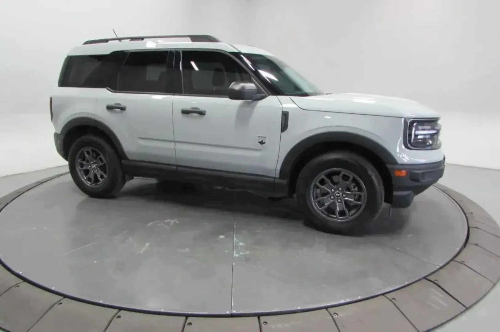 2023 /Medium Dark Slate Cloth Ford Bronco Sport Big Bend (3FMCR9B67PR) with an Other engine, Automatic transmission, located at 12836 Highway 21, De Soto, MO, 63020, (636) 337-7777, 38.151867, -90.575615 - **Adventure Awaits: Discover the 2023 Ford Bronco Sport Big Bend at Pettus Ford De Soto!**<br /> <br /> Are you ready to elevate your outdoor adventures, family outings, or daily commutes? Look no further than this stunning 2023 Ford Bronco Sport Big Bend, available now at Pettus Ford De Soto! Perfe - Photo#3