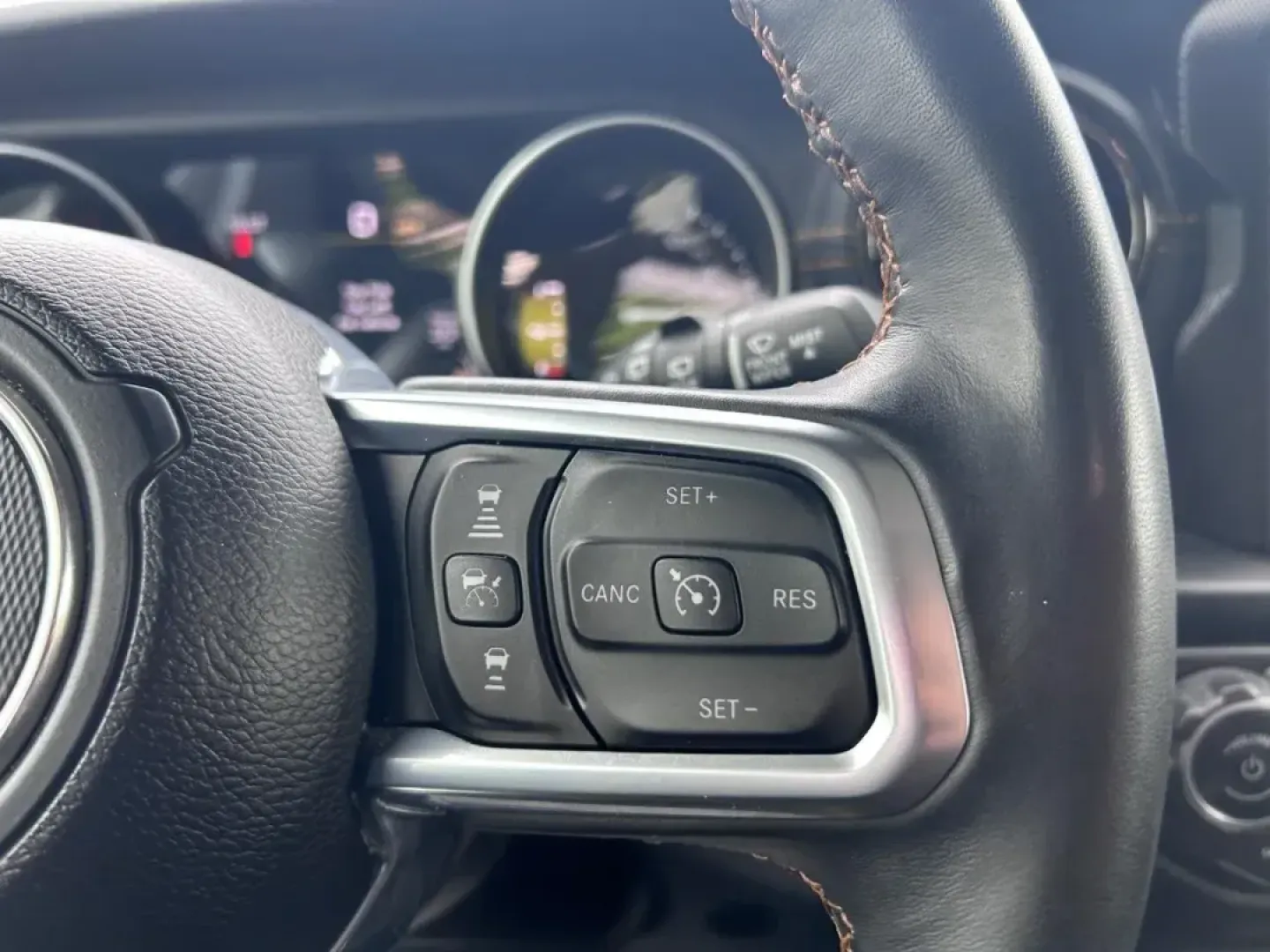 2022 /Black Leather Jeep Wrangler Unlimited Sahara High Altitude 4xe (1C4JJXP6XNW) with an 2.0L I4 DOHC DI Turbo PHEV engine, Automatic transmission, located at 970 Woodlawn Dr., Farmington, MO, 63640, (573) 431-7800, 37.825642, -90.468674 - Are you ready to elevate your adventures in style? The 2022 Jeep Wrangler Unlimited Sahara High Altitude 4xe is your ticket to unforgettable journeys, whether you're navigating the city streets of Farmington or exploring the picturesque trails of the surrounding countryside. Perfect for weekend esca - Photo#11