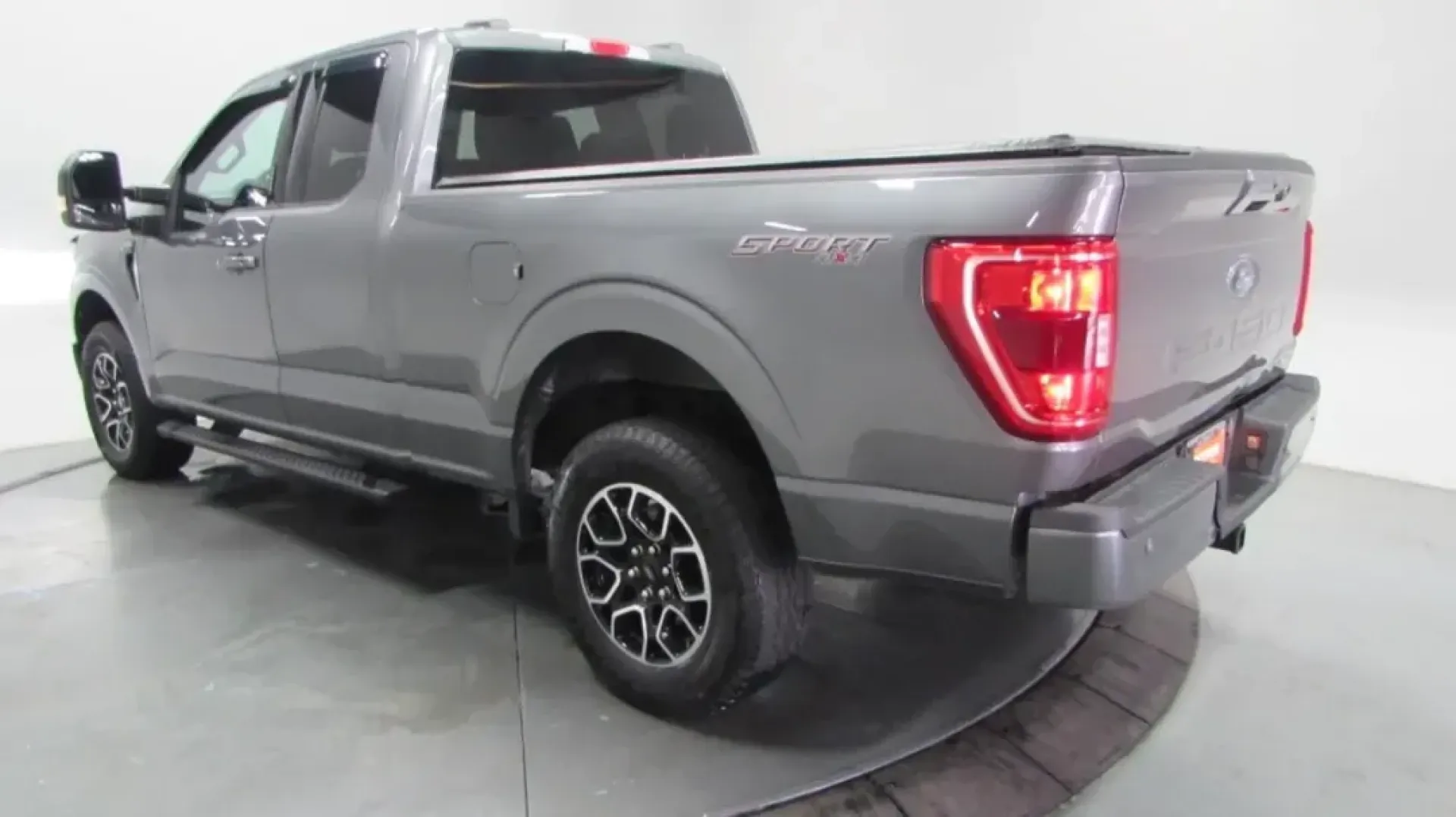 2023 /Black w/Medium Dark Slate Clot Ford F-150 XLT (1FTEX1EP3PF) with an Other engine, Automatic transmission, located at 12836 Highway 21, De Soto, MO, 63020, (636) 337-7777, 38.151867, -90.575615 - **Experience the Thrill of Adventure with the 2023 Ford F-150 XLT at Pettus Ford De Soto!**<br /> <br /> Are you ready to elevate your daily drive with a vehicle that is as versatile as your lifestyle? Whether you're navigating city streets, embarking on weekend adventures, or tackling tough job sit - Photo#5