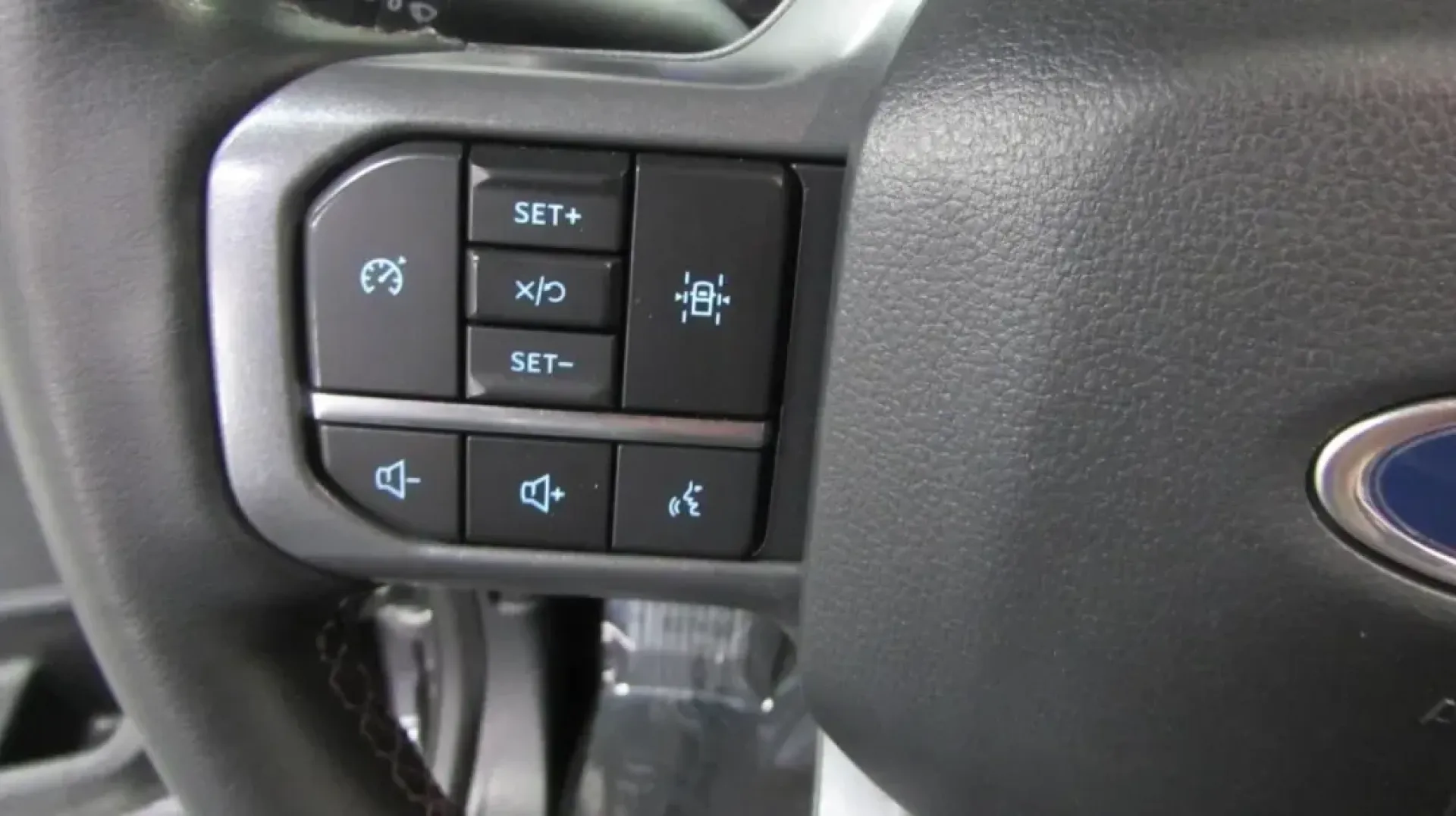 2023 /Black w/Medium Dark Slate Clot Ford F-150 XLT (1FTEX1EP3PF) with an Other engine, Automatic transmission, located at 12836 Highway 21, De Soto, MO, 63020, (636) 337-7777, 38.151867, -90.575615 - **Experience the Thrill of Adventure with the 2023 Ford F-150 XLT at Pettus Ford De Soto!**<br /> <br /> Are you ready to elevate your daily drive with a vehicle that is as versatile as your lifestyle? Whether you're navigating city streets, embarking on weekend adventures, or tackling tough job sit - Photo#20