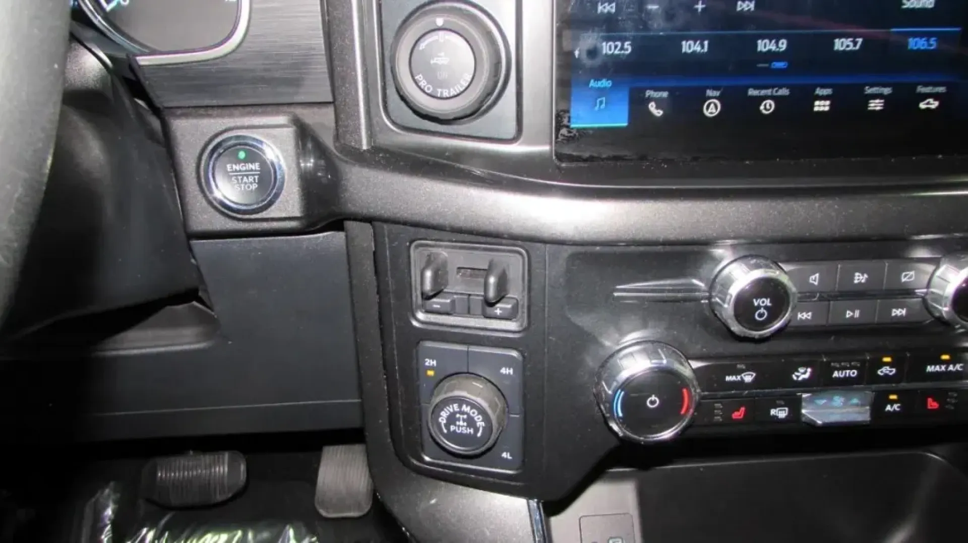 2023 /Black w/Medium Dark Slate Clot Ford F-150 XLT (1FTEX1EP3PF) with an Other engine, Automatic transmission, located at 12836 Highway 21, De Soto, MO, 63020, (636) 337-7777, 38.151867, -90.575615 - **Experience the Thrill of Adventure with the 2023 Ford F-150 XLT at Pettus Ford De Soto!**<br /> <br /> Are you ready to elevate your daily drive with a vehicle that is as versatile as your lifestyle? Whether you're navigating city streets, embarking on weekend adventures, or tackling tough job sit - Photo#24