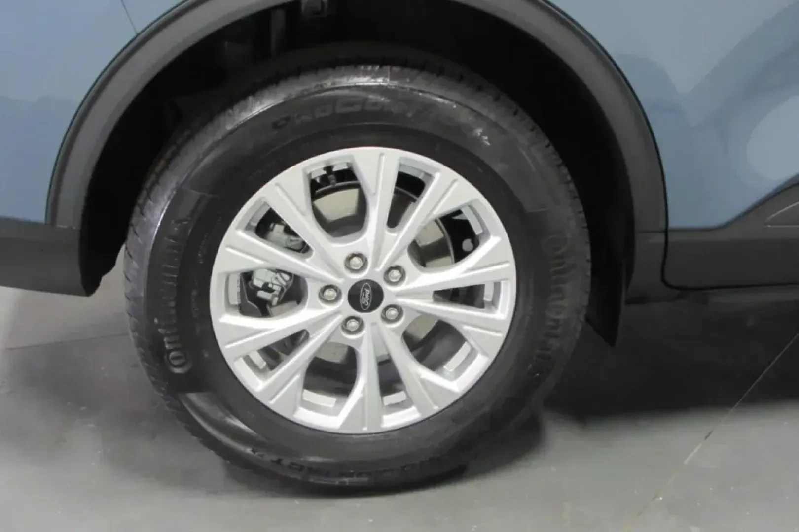2025 /Space Gray Cloth Ford Escape Active (1FMCU9GN9SU) with an 1.5L EcoBoost engine, Automatic transmission, located at 12836 Highway 21, De Soto, MO, 63020, (636) 337-7777, 38.151867, -90.575615 - **Explore the Open Road with the 2025 Ford Escape: Your Next Adventure Awaits!**<br /> <br /> Are you ready to elevate your driving experience? Whether you're commuting to work, navigating city streets, or embarking on weekend getaways, the 2025 Ford Escape is the perfect companion for every journey - Photo#9