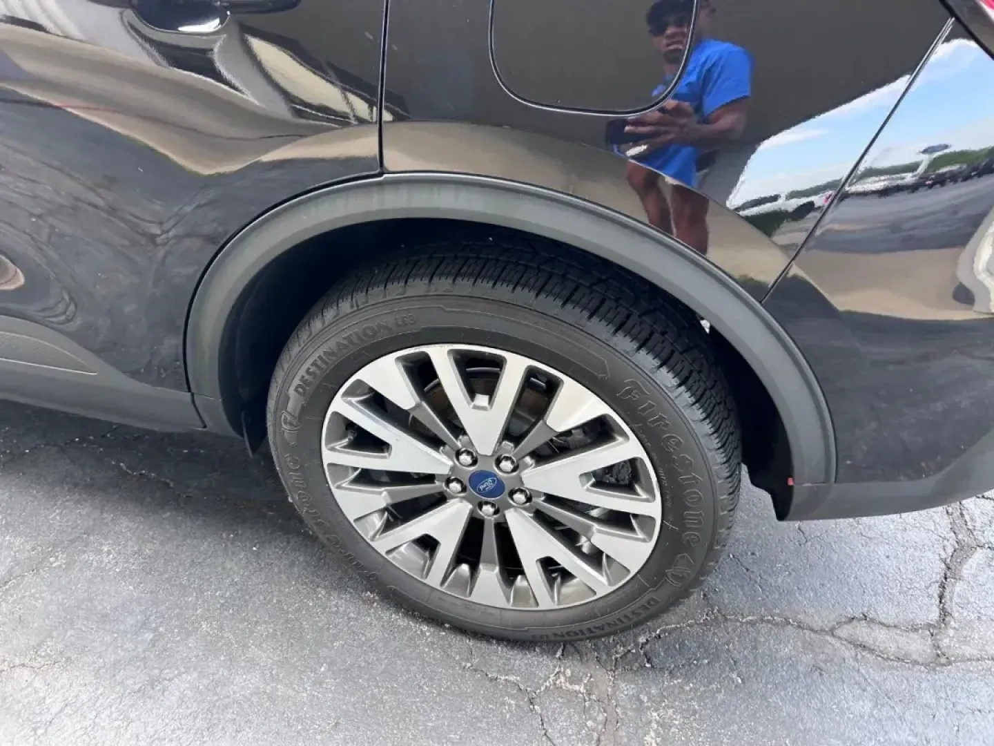 2022 /Ebony Leather Ford Escape Hybrid Titanium (1FMCU9DZ5NU) with an 2.5L iVCT Atkinson Cycle I-4 Hybrid engine, Automatic transmission, located at 141 Commercial Dr, Fredericktown, MO, 63645, (573) 783-6432, 37.570087, -90.320648 - USED 2022 Ford Escape Hybrid Titanium from Pettus Ford Fredericktown, Fredericktown MO. - Photo#6