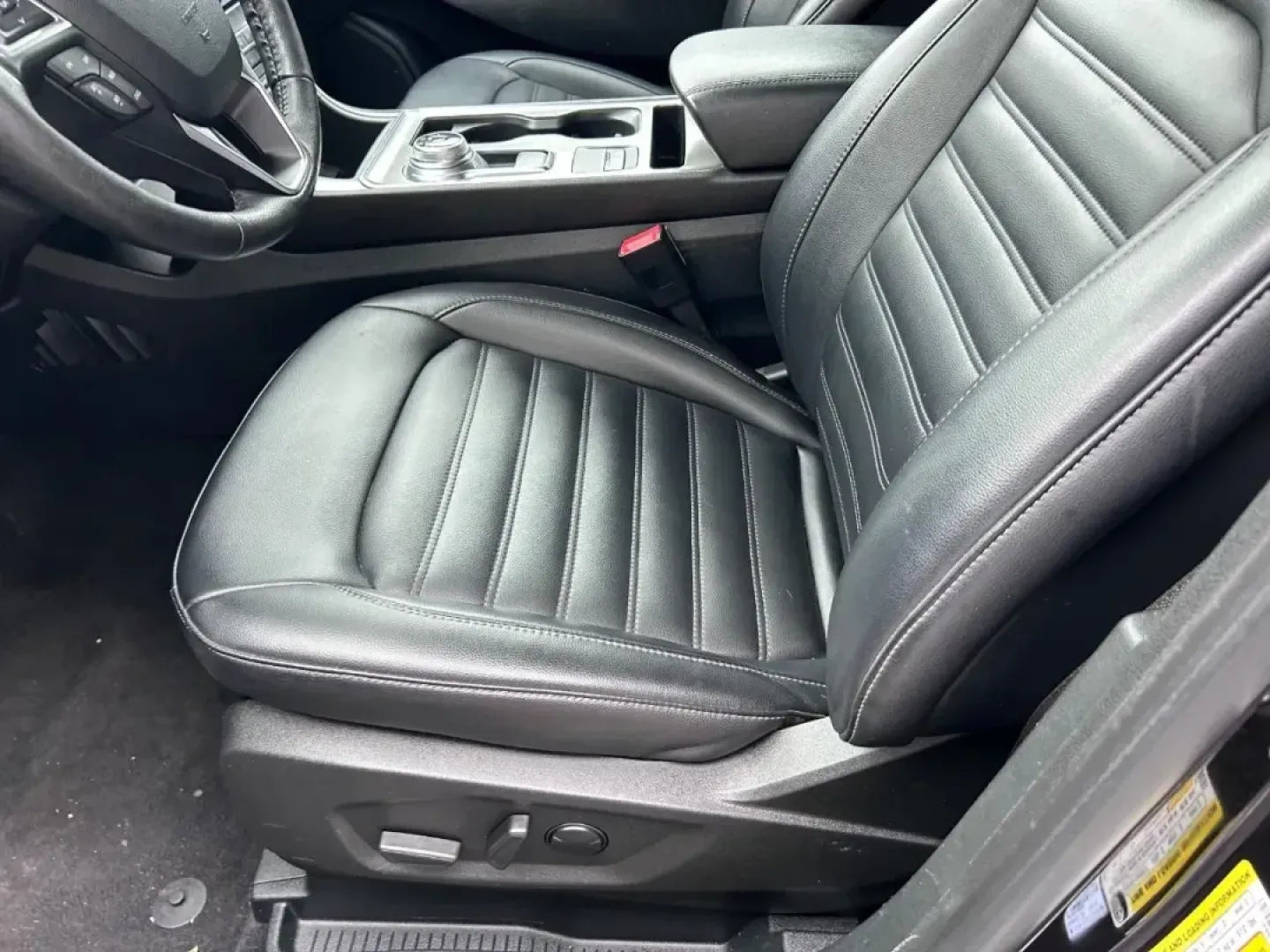 2022 /Ebony Leather Ford Edge SEL (2FMPK4J90NB) with an Twin-Scroll 2.0L EcoBoost engine, Automatic transmission, located at 141 Commercial Dr, Fredericktown, MO, 63645, (573) 783-6432, 37.570087, -90.320648 - Are you ready to elevate your driving experience? Imagine cruising through the scenic landscapes of Fredericktown, MO, in a stylish and efficient SUV that meets all your lifestyle needs. Introducing the 2022 Ford Edge SEL, available now at Pettus Ford Fredericktown. This versatile vehicle perfectly - Photo#18