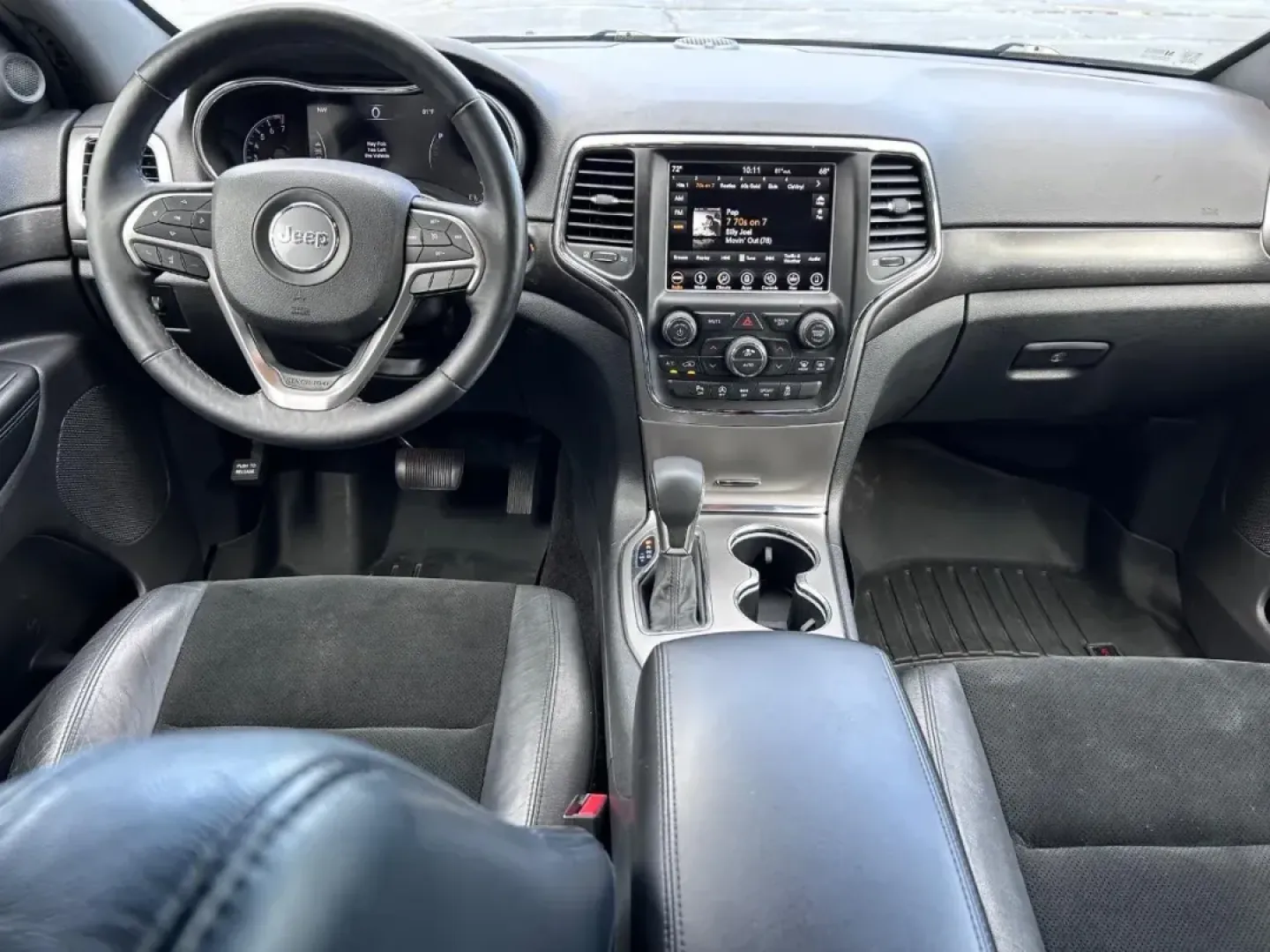 2018 /Black Suede Jeep Grand Cherokee Altitude (1C4RJFAG1JC) with an 3.6L V6 24V VVT UPG I engine, Automatic transmission, located at 970 Woodlawn Dr., Farmington, MO, 63640, (573) 431-7800, 37.825642, -90.468674 - Unlock the ultimate adventure with our stunning 2018 Jeep Grand Cherokee Altitude, perfect for those who crave both versatility and comfort in their daily life. Whether you're navigating the bustling streets of Farmington, MO, or exploring the scenic trails of the Ozarks, this SUV is designed to ele - Photo#8
