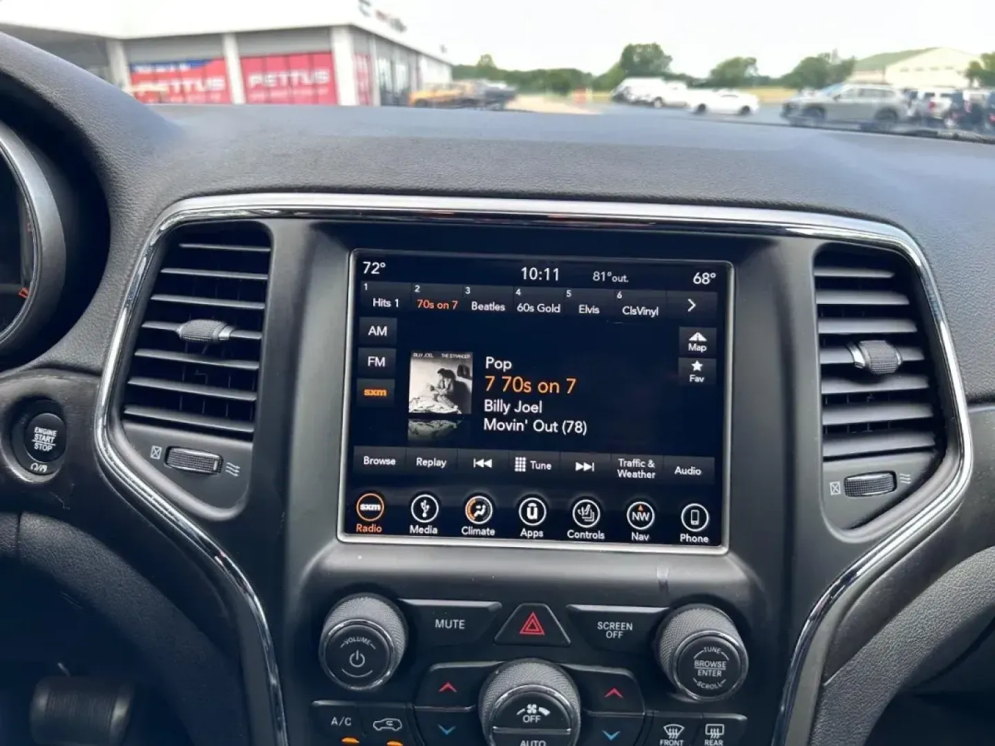 2018 /Black Suede Jeep Grand Cherokee Altitude (1C4RJFAG1JC) with an 3.6L V6 24V VVT UPG I engine, Automatic transmission, located at 970 Woodlawn Dr., Farmington, MO, 63640, (573) 431-7800, 37.825642, -90.468674 - Unlock the ultimate adventure with our stunning 2018 Jeep Grand Cherokee Altitude, perfect for those who crave both versatility and comfort in their daily life. Whether you're navigating the bustling streets of Farmington, MO, or exploring the scenic trails of the Ozarks, this SUV is designed to ele - Photo#12
