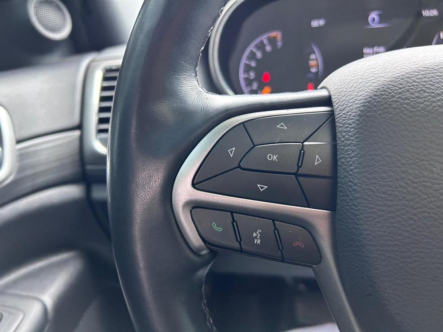 2022 /Black Suede Jeep Grand Cherokee WK Laredo X (1C4RJFAG9NC) with an 3.6L V6 24V VVT UPG I engine, located at 970 Woodlawn Dr., Farmington, MO, 63640, (573) 431-7800, 37.825642, -90.468674 - USED 2022 Jeep Grand Cherokee WK Laredo X from Pettus CDJR Farmington, Farmington MO. - Photo#13