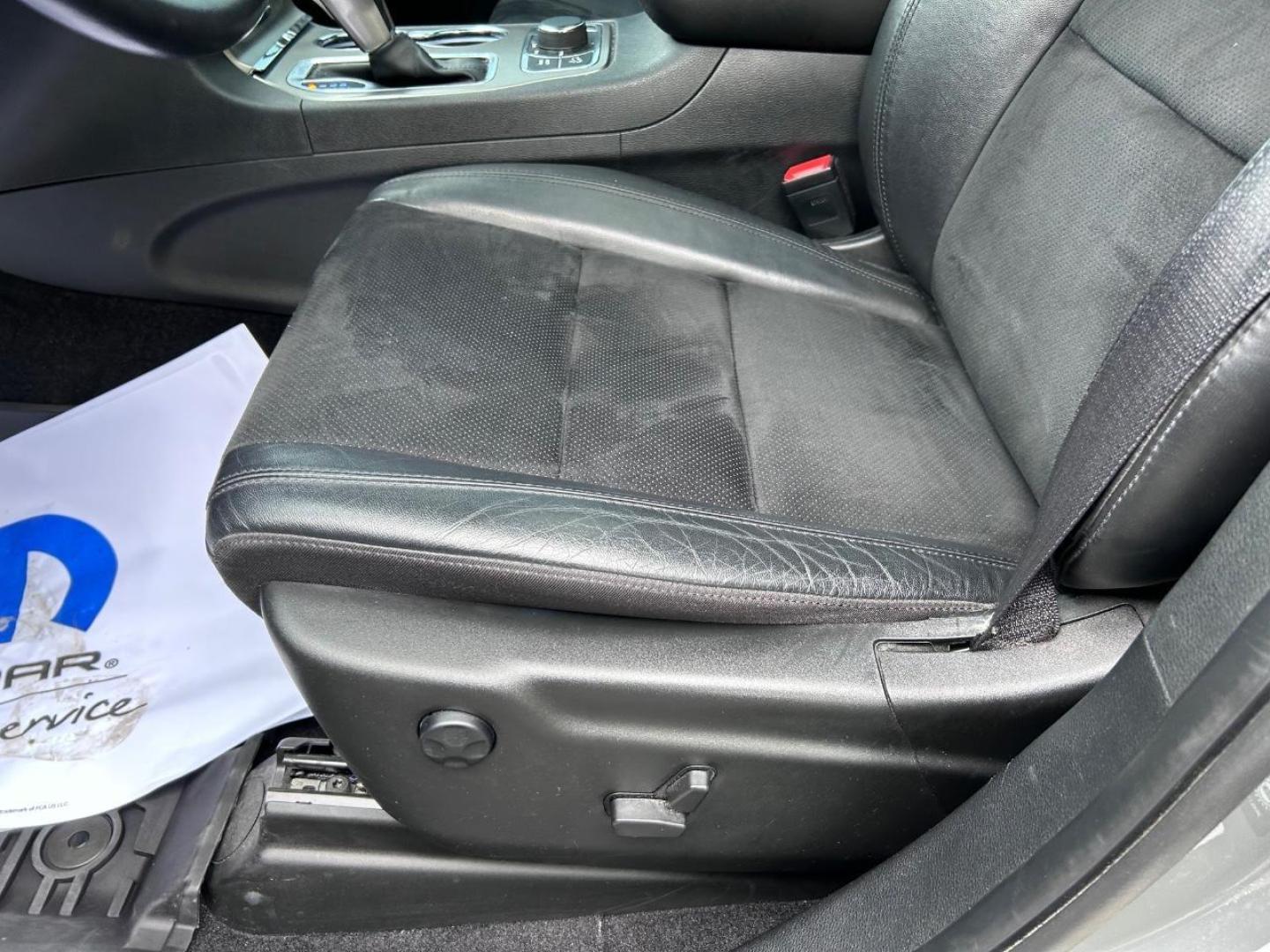 2022 /Black Suede Jeep Grand Cherokee WK Laredo X (1C4RJFAG9NC) with an 3.6L V6 24V VVT UPG I engine, located at 970 Woodlawn Dr., Farmington, MO, 63640, (573) 431-7800, 37.825642, -90.468674 - USED 2022 Jeep Grand Cherokee WK Laredo X from Pettus CDJR Farmington, Farmington MO. - Photo#20