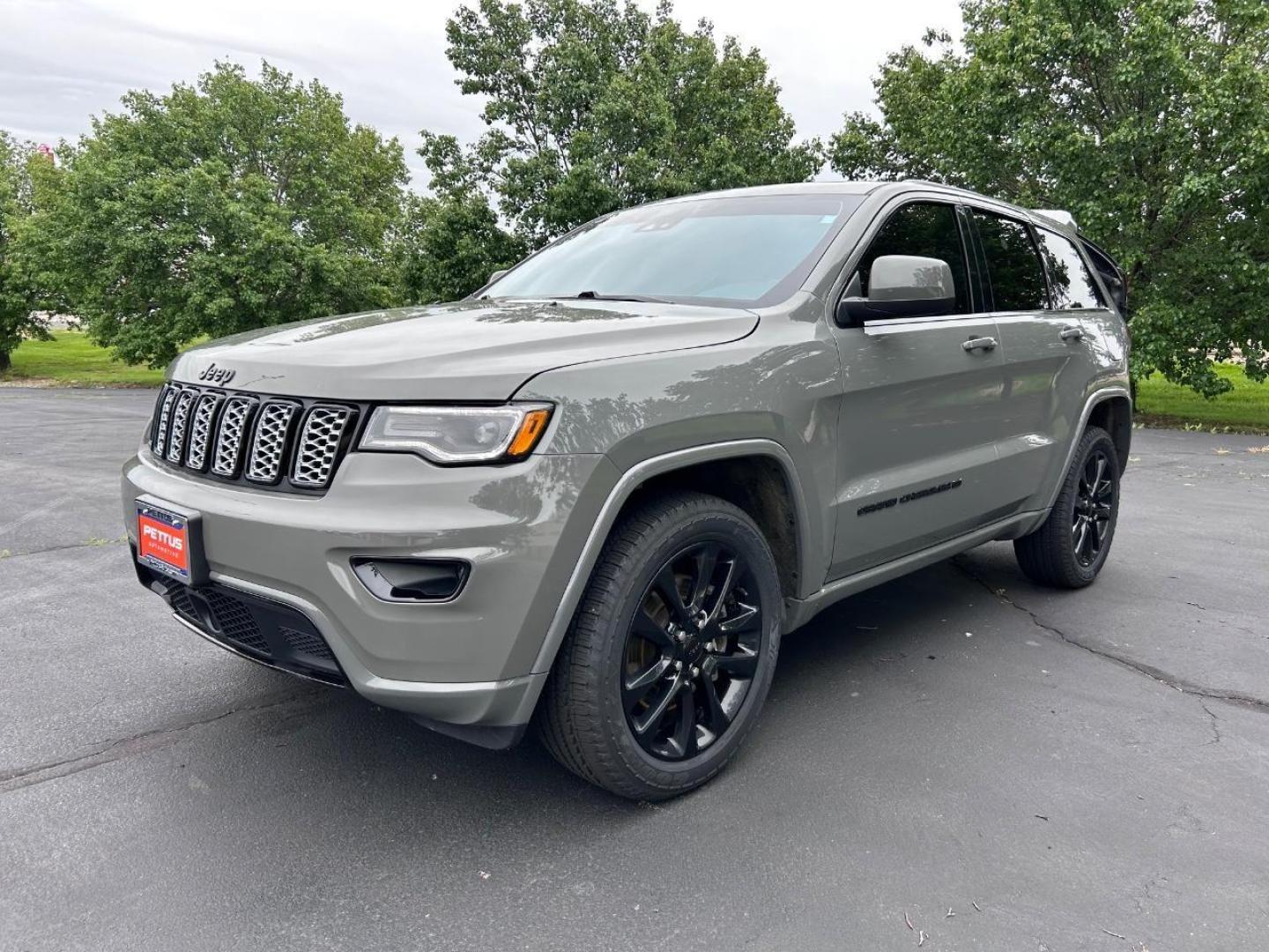 2022 /Black Suede Jeep Grand Cherokee WK Laredo X (1C4RJFAG9NC) with an 3.6L V6 24V VVT UPG I engine, located at 970 Woodlawn Dr., Farmington, MO, 63640, (573) 431-7800, 37.825642, -90.468674 - USED 2022 Jeep Grand Cherokee WK Laredo X from Pettus CDJR Farmington, Farmington MO. - Photo#7