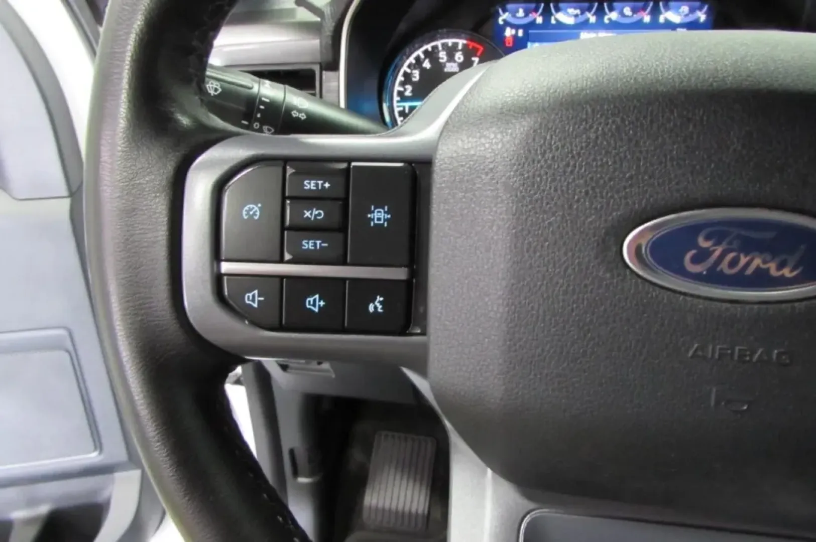 2023 /Black Ford F-150 XLT (1FTFW1E84PF) with an Other engine, located at 12830 Highway 21, De Soto, MO, 63020, (636) 337-7777, 38.153099, -90.573624 - **Unleash Your Adventurous Spirit with the 2023 Ford F-150 Perfect for Weekend Getaways and Daily Commutes!**<br /> <br /> Are you searching for a truck that stands up to the demands of both work and play? Look no further than the 2023 Ford F-150, now available at Pettus CDJR DeSoto. Located at 128 - Photo#18