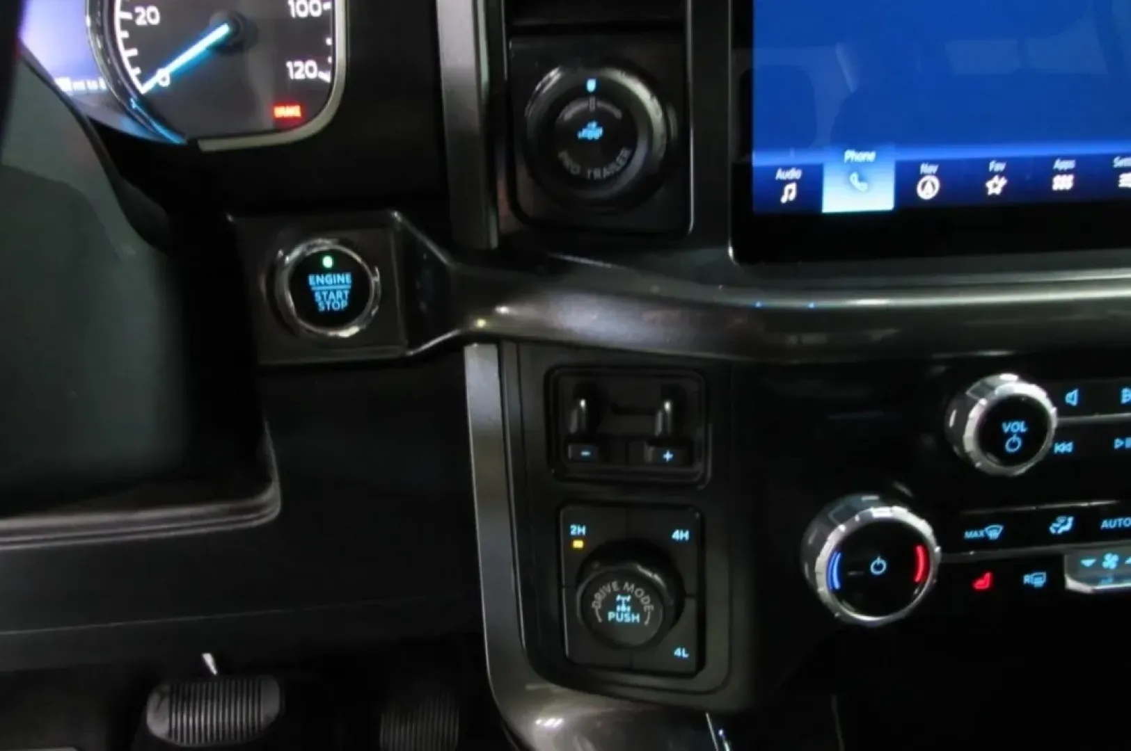 2023 /Black Ford F-150 XLT (1FTFW1E84PF) with an Other engine, located at 12830 Highway 21, De Soto, MO, 63020, (636) 337-7777, 38.153099, -90.573624 - **Unleash Your Adventurous Spirit with the 2023 Ford F-150 Perfect for Weekend Getaways and Daily Commutes!**<br /> <br /> Are you searching for a truck that stands up to the demands of both work and play? Look no further than the 2023 Ford F-150, now available at Pettus CDJR DeSoto. Located at 128 - Photo#22