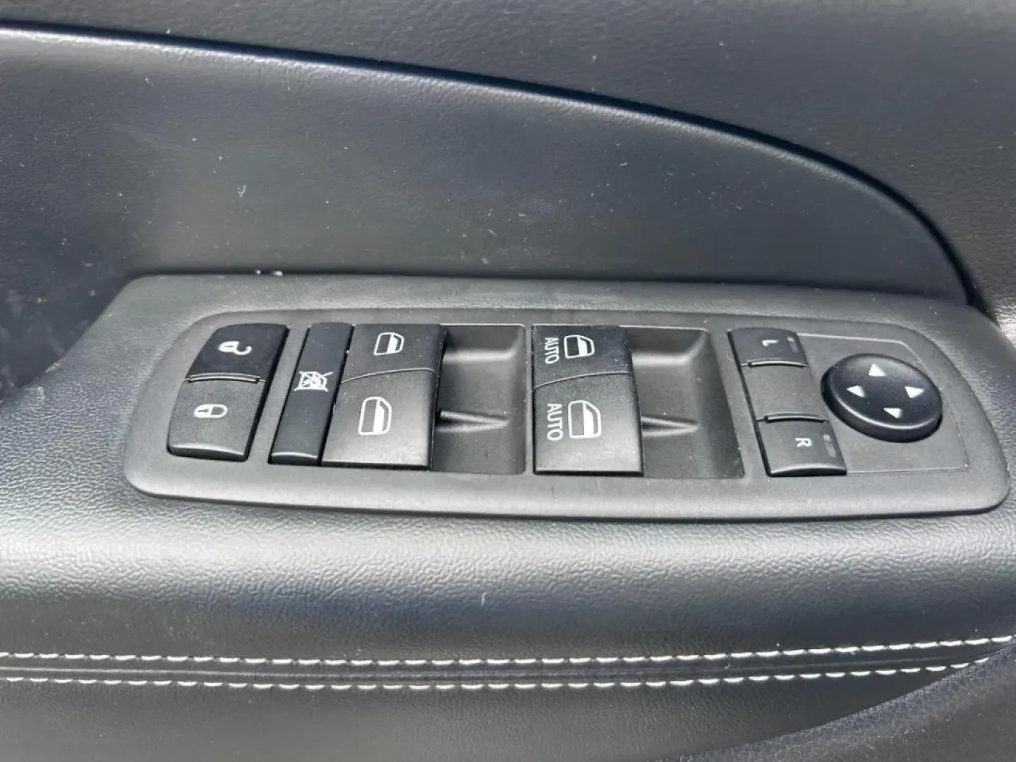 2021 /Black Leather Jeep Grand Cherokee 80th Anniversary Edition (1C4RJFBG4MC) with an 3.6L V6 24V VVT UPG I engine, Automatic transmission, located at 970 Woodlawn Dr., Farmington, MO, 63640, (573) 431-7800, 37.825642, -90.468674 - **Adventure Awaits: Experience the 2021 Jeep Grand Cherokee 80th Anniversary Edition at Pettus CDJR Farmington!**<br /> <br /> Are you ready to elevate your lifestyle with a vehicle that seamlessly blends luxury, capability, and technology? Look no further than this stunning 2021 Jeep Grand Cherokee - Photo#18