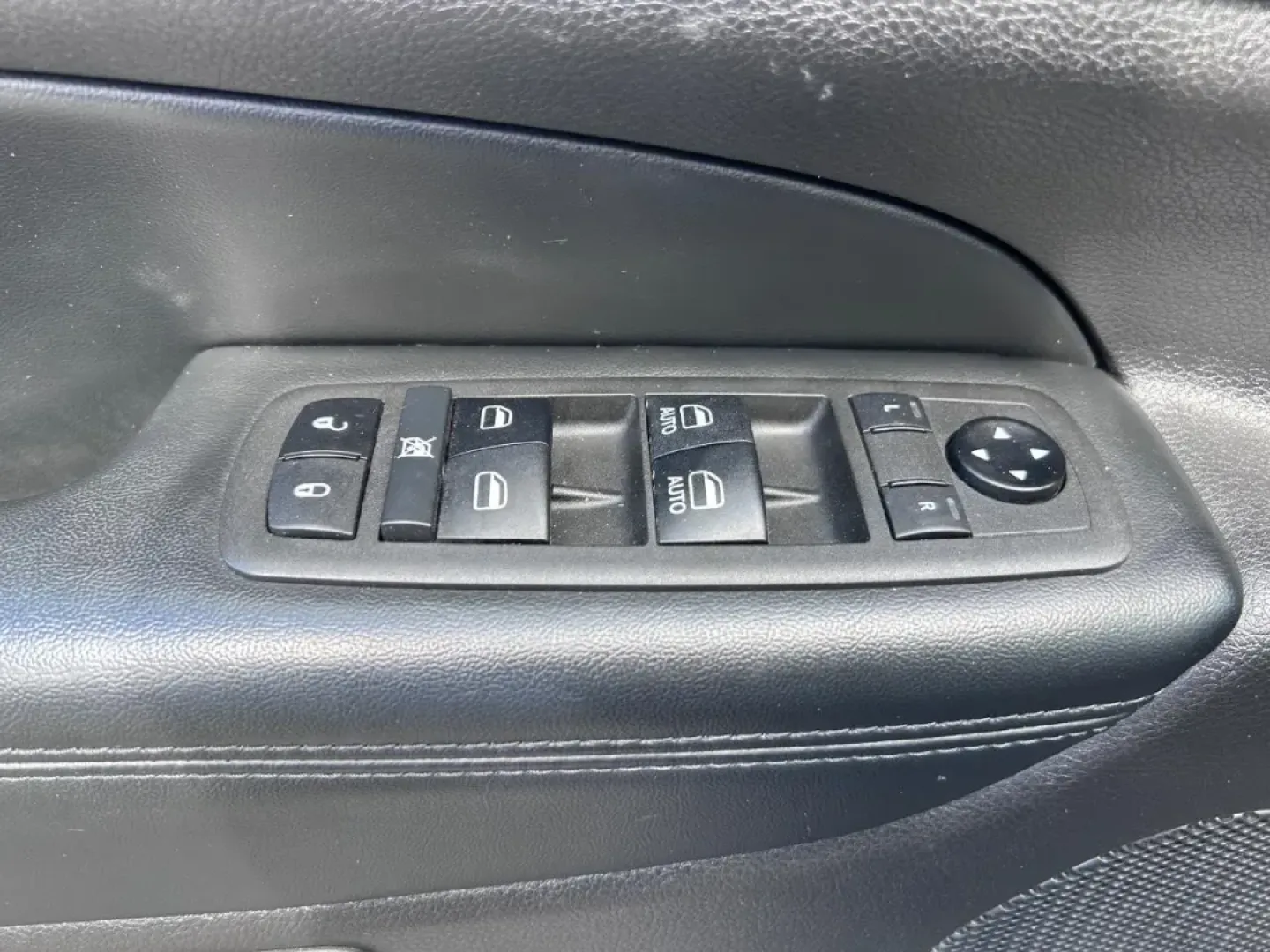 2021 /Black Leather Jeep Grand Cherokee Limited (1C4RJFBG9MC) with an 3.6L V6 24V VVT UPG I engine, Automatic transmission, located at 970 Woodlawn Dr., Farmington, MO, 63640, (573) 431-7800, 37.825642, -90.468674 - **Unleash Your Adventurous Spirit with the 2021 Jeep Grand Cherokee Limited! Perfect for Weekend Getaways and Family Road Trips!**<br /> <br /> At Pettus CDJR Farmington, we understand that life is all about experiences, and your vehicle should enhance those moments. This stunning 2021 Jeep Grand Ch - Photo#19