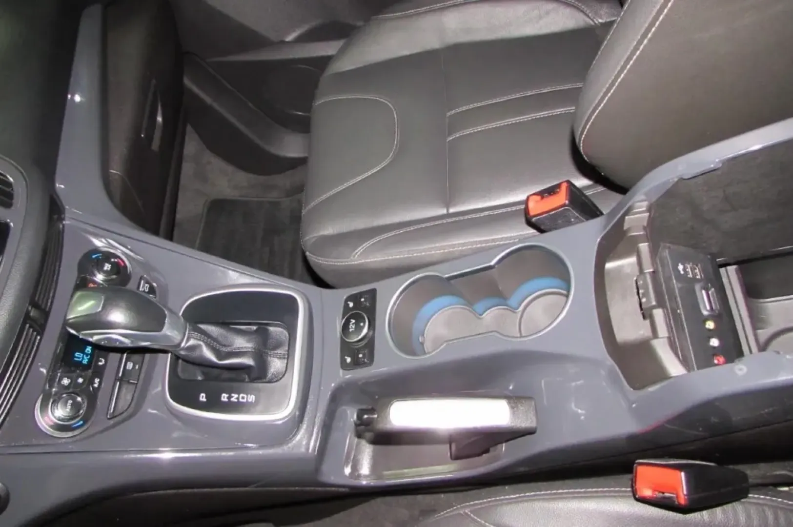 2013 /Charcoal Black Leather Ford Escape Titanium (1FMCU0J98DU) with an Other engine, Automatic transmission, located at 12836 Highway 21, De Soto, MO, 63020, (636) 337-7777, 38.151867, -90.575615 - Are you ready to elevate your family adventures or daily commutes? The 2013 Ford Escape Titanium is the perfect SUV for those who crave a reliable companion for both weekend getaways and everyday errands. With a stylish red exterior and a spacious interior, this pre-owned gem from Pettus Ford De Sot - Photo#20