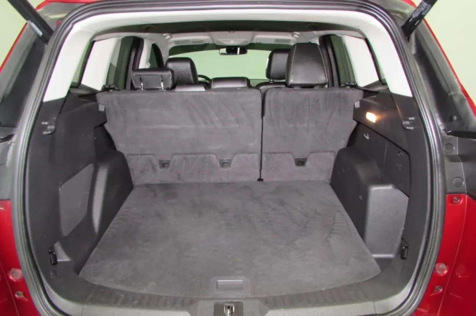 2013 /Charcoal Black Leather Ford Escape Titanium (1FMCU0J98DU) with an Other engine, Automatic transmission, located at 12836 Highway 21, De Soto, MO, 63020, (636) 337-7777, 38.151867, -90.575615 - Are you ready to elevate your family adventures or daily commutes? The 2013 Ford Escape Titanium is the perfect SUV for those who crave a reliable companion for both weekend getaways and everyday errands. With a stylish red exterior and a spacious interior, this pre-owned gem from Pettus Ford De Sot - Photo#25