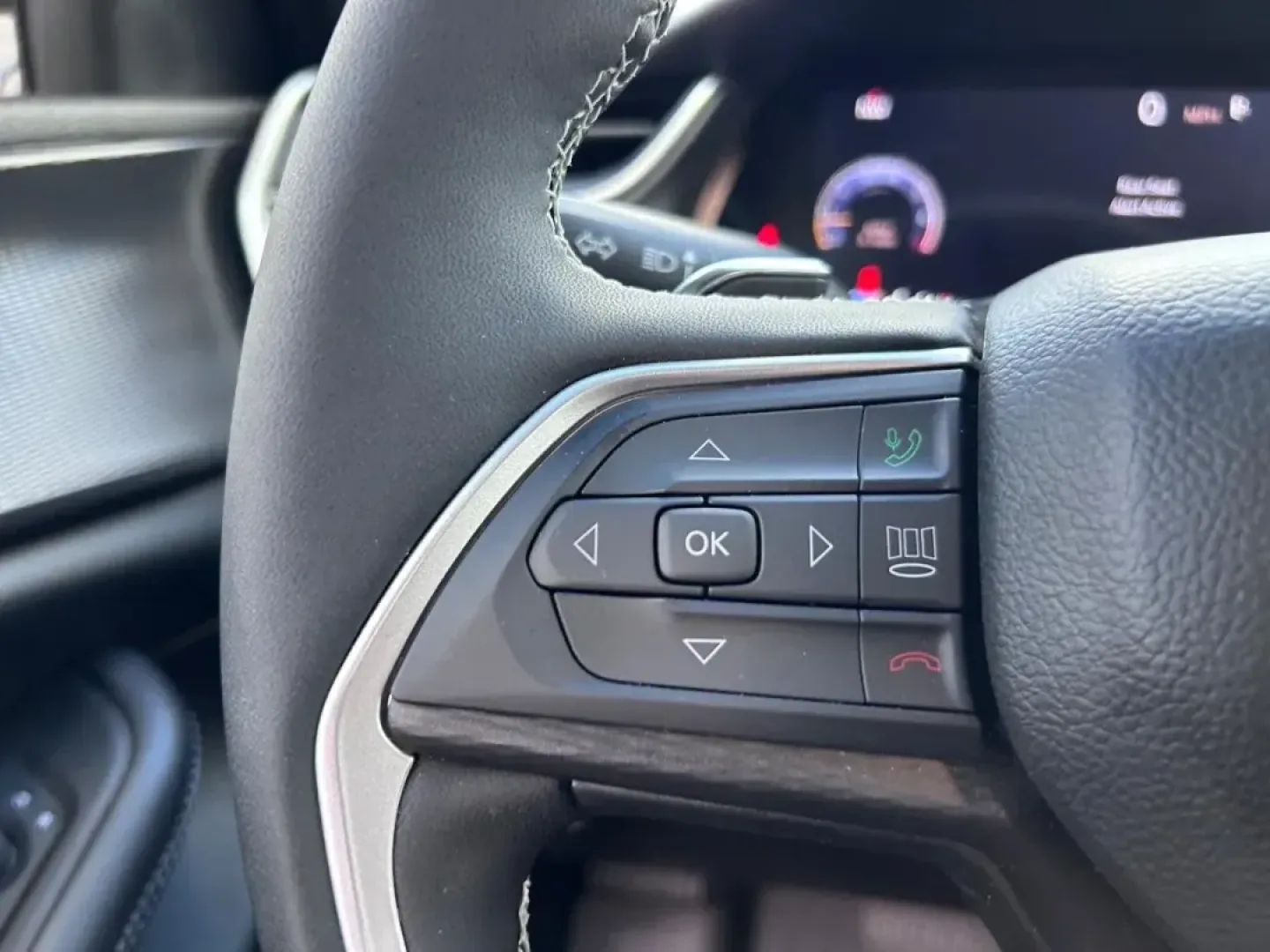 2024 /Global Black Leather Trimmed Jeep Grand Cherokee Altitude (1C4RJHAG8RC) with an 3.6L V6 24V VVT UPG I engine, located at 970 Woodlawn Dr., Farmington, MO, 63640, (573) 431-7800, 37.825642, -90.468674 - USED 2024 Jeep Grand Cherokee Altitude from Pettus CDJR Farmington, Farmington MO. - Photo#12