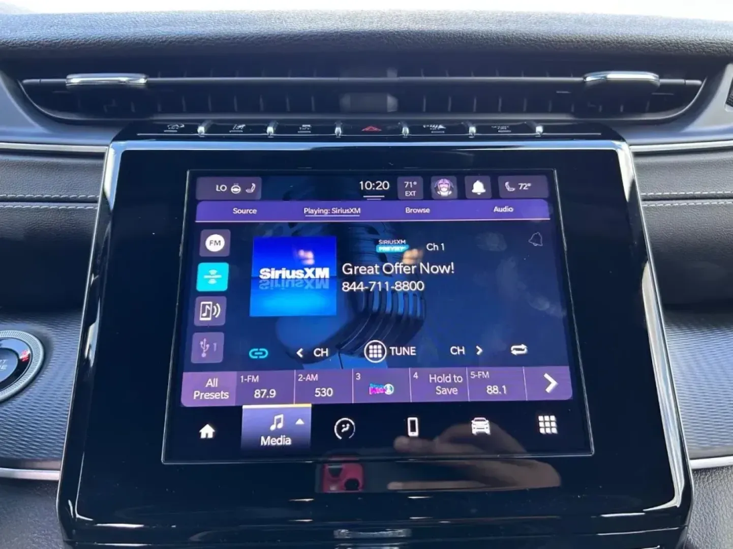 2024 /Global Black Leather Trimmed Jeep Grand Cherokee Altitude (1C4RJHAG8RC) with an 3.6L V6 24V VVT UPG I engine, located at 970 Woodlawn Dr., Farmington, MO, 63640, (573) 431-7800, 37.825642, -90.468674 - USED 2024 Jeep Grand Cherokee Altitude from Pettus CDJR Farmington, Farmington MO. - Photo#14