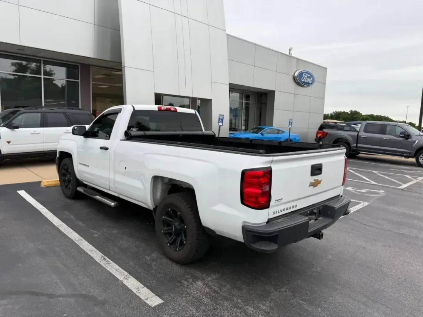 2014 /Cloth Chevrolet Silverado 1500 Work Truck (1GCNCPEHXEZ) with an Other engine, Automatic transmission, located at 12836 Highway 21, De Soto, MO, 63020, (636) 337-7777, 38.151867, -90.575615 - Are you ready to take your adventures to the next level? Whether you're hauling equipment for a weekend project, navigating busy city streets, or venturing off the beaten path, this 2014 Chevrolet Silverado 1500 Work Truck is your ultimate companion. With its robust build and reliable performance, t - Photo#2