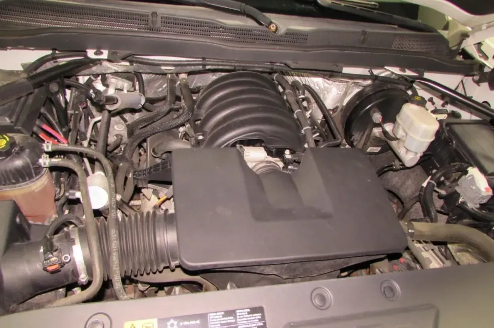 2014 /Cloth Chevrolet Silverado 1500 Work Truck (1GCNCPEHXEZ) with an Other engine, Automatic transmission, located at 12836 Highway 21, De Soto, MO, 63020, (636) 337-7777, 38.151867, -90.575615 - Are you ready to take your adventures to the next level? Whether you're hauling equipment for a weekend project, navigating busy city streets, or venturing off the beaten path, this 2014 Chevrolet Silverado 1500 Work Truck is your ultimate companion. With its robust build and reliable performance, t - Photo#8