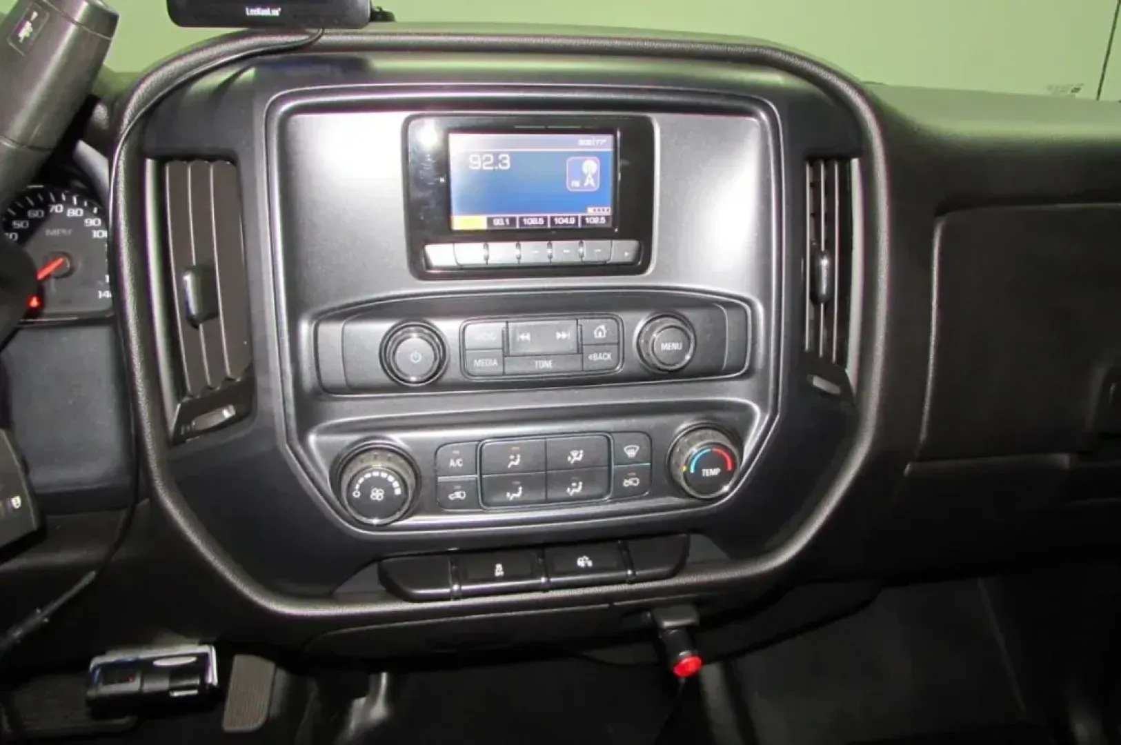 2014 /Cloth Chevrolet Silverado 1500 Work Truck (1GCNCPEHXEZ) with an Other engine, Automatic transmission, located at 12836 Highway 21, De Soto, MO, 63020, (636) 337-7777, 38.151867, -90.575615 - Are you ready to take your adventures to the next level? Whether you're hauling equipment for a weekend project, navigating busy city streets, or venturing off the beaten path, this 2014 Chevrolet Silverado 1500 Work Truck is your ultimate companion. With its robust build and reliable performance, t - Photo#17