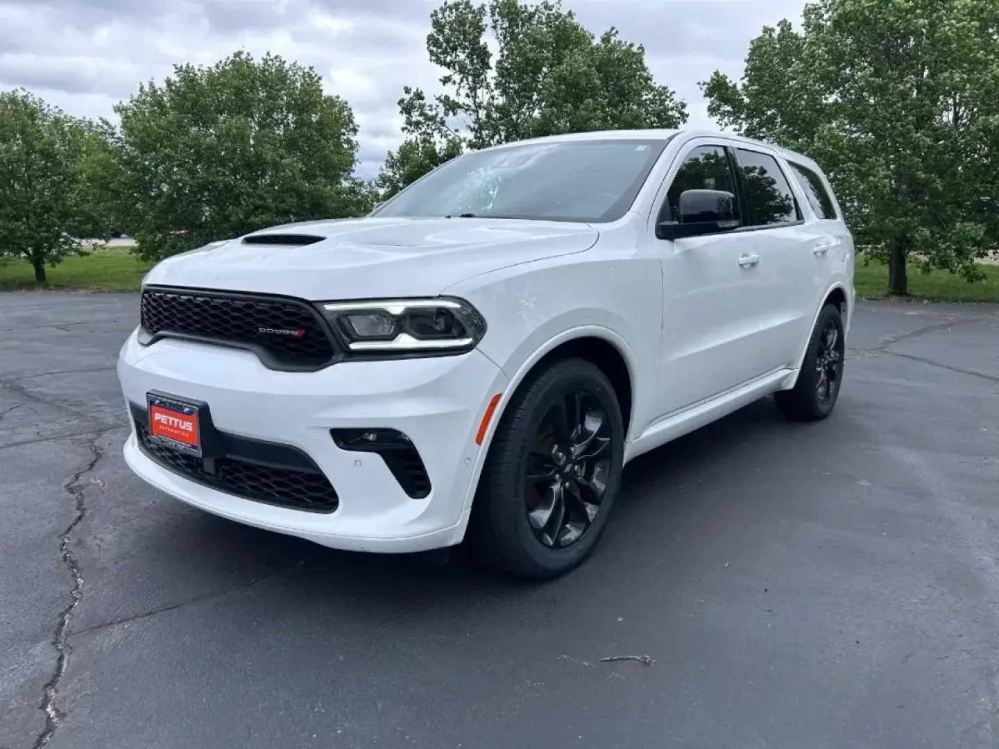 2022 /Red/Black Leather Dodge Durango R/T (1C4SDJCT8NC) with an 5.7L V8 HEMI MDS VVT engine, Automatic transmission, located at 970 Woodlawn Dr., Farmington, MO, 63640, (573) 431-7800, 37.825642, -90.468674 - Elevate your family adventures with this stunning 2022 Dodge Durango R/T, available now at Pettus CDJR Farmington! Perfectly designed for growing families or anyone who loves weekend road trips, this SUV combines power, luxury, and space, making it an ideal choice for those seeking quality used vehi - Photo#6