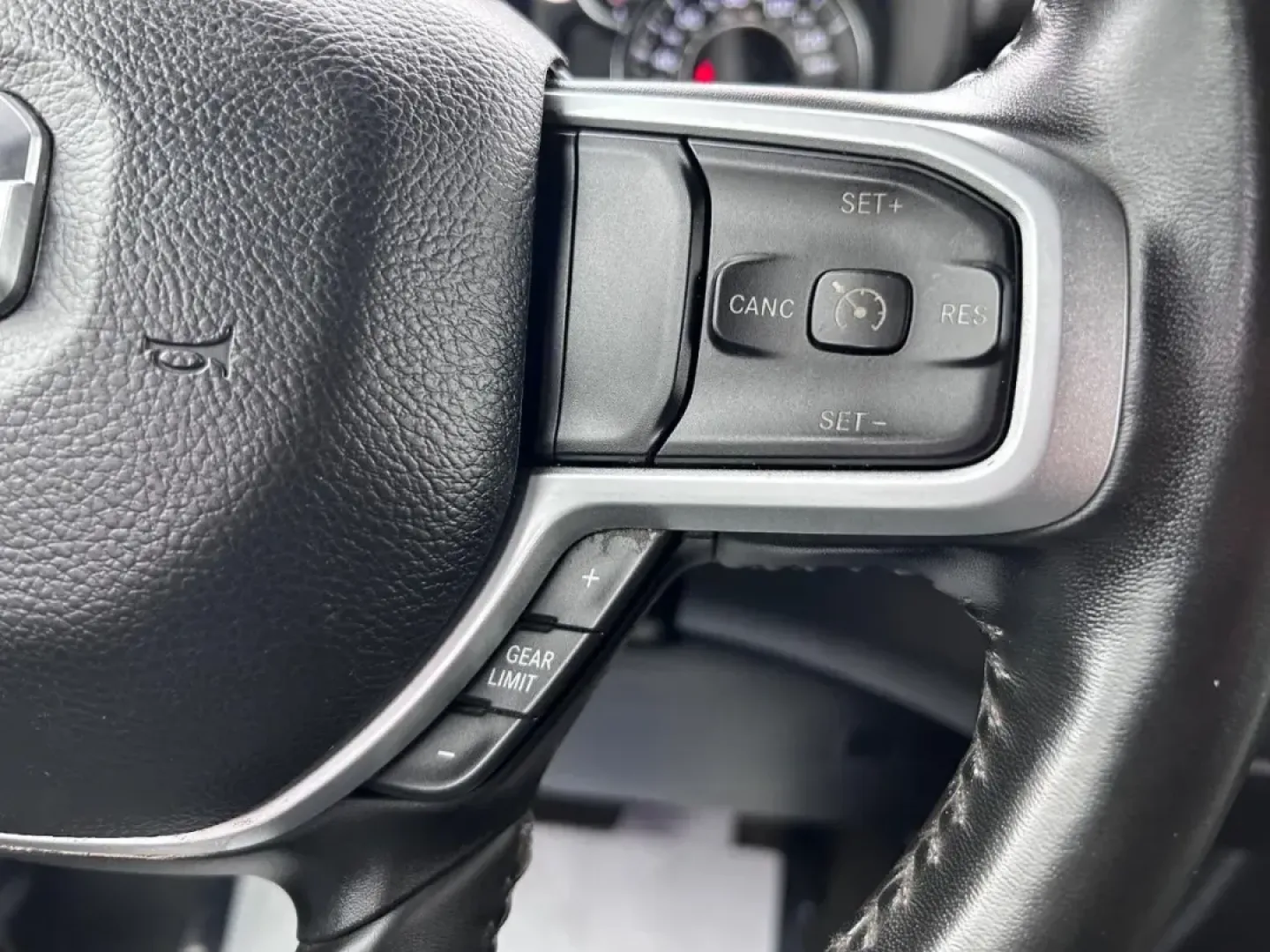 2021 /Diesel Gray/Black Cloth RAM 1500 Big Horn Quad Cab 4WD (1C6SRFBT2MN) with an 3.6L V6 FFV engine, 8A transmission, located at 141 Commercial Dr, Fredericktown, MO, 63645, (573) 783-6432, 37.570087, -90.320648 - Are you ready to elevate your adventures, both on and off the beaten path? Whether you're hauling gear for a weekend camping trip, navigating the daily commute, or simply enjoying a night out in town, the 2021 Ram 1500 Big Horn/Lone Star is the perfect companion. This powerful and versatile truck is - Photo#11