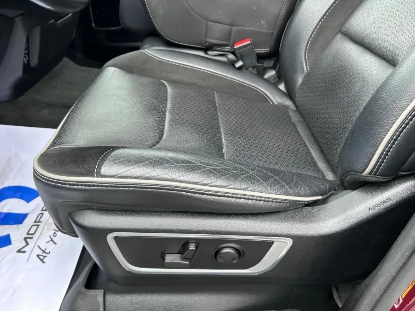 2022 /Black Leather Ram 1500 Laramie (1C6SRFJT3NN) with an 5.7L engine, located at 970 Woodlawn Dr., Farmington, MO, 63640, (573) 431-7800, 37.825642, -90.468674 - **Unleash Your Adventurous Spirit with the 2022 Ram 1500 Laramie at Pettus CDJR Farmington!**<br /> <br /> Are you ready to elevate your driving experience? Whether you're navigating your daily commute, embarking on a weekend getaway, or tackling tough job sites, the 2022 Ram 1500 Laramie is your ul - Photo#18