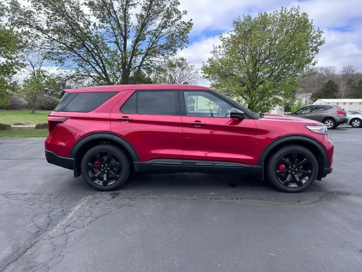 2022 /Ebony Leather Ford Explorer ST (1FM5K8GC1NG) with an 3.0L EcoBoost V6 engine, Automatic transmission, located at 970 Woodlawn Dr., Farmington, MO, 63640, (573) 431-7800, 37.825642, -90.468674 - **Explore Your Next Adventure with the 2022 Ford Explorer ST Ready for Family Fun and Weekend Getaways!**<br /> <br /> If you're on the hunt for an SUV that perfectly blends family functionality with sporty performance, look no further than this stunning **2022 Ford Explorer ST** available at **Pet - Photo#0