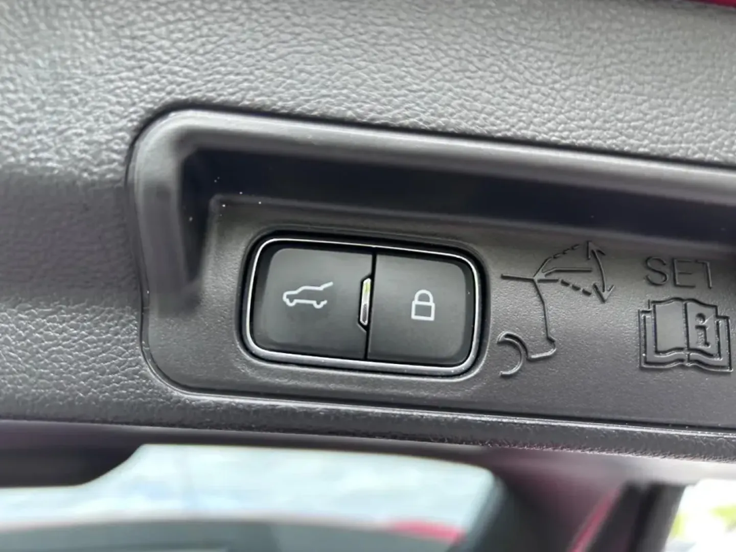 2022 /Ebony Leather Ford Explorer ST (1FM5K8GC1NG) with an 3.0L EcoBoost V6 engine, Automatic transmission, located at 970 Woodlawn Dr., Farmington, MO, 63640, (573) 431-7800, 37.825642, -90.468674 - **Explore Your Next Adventure with the 2022 Ford Explorer ST Ready for Family Fun and Weekend Getaways!**<br /> <br /> If you're on the hunt for an SUV that perfectly blends family functionality with sporty performance, look no further than this stunning **2022 Ford Explorer ST** available at **Pet - Photo#4